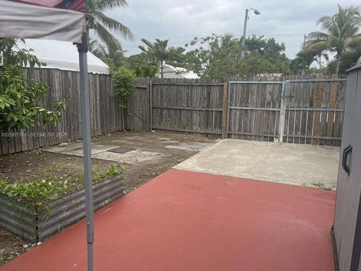 Pompano Beach | 240 23rd Ct N/A | Picture 28