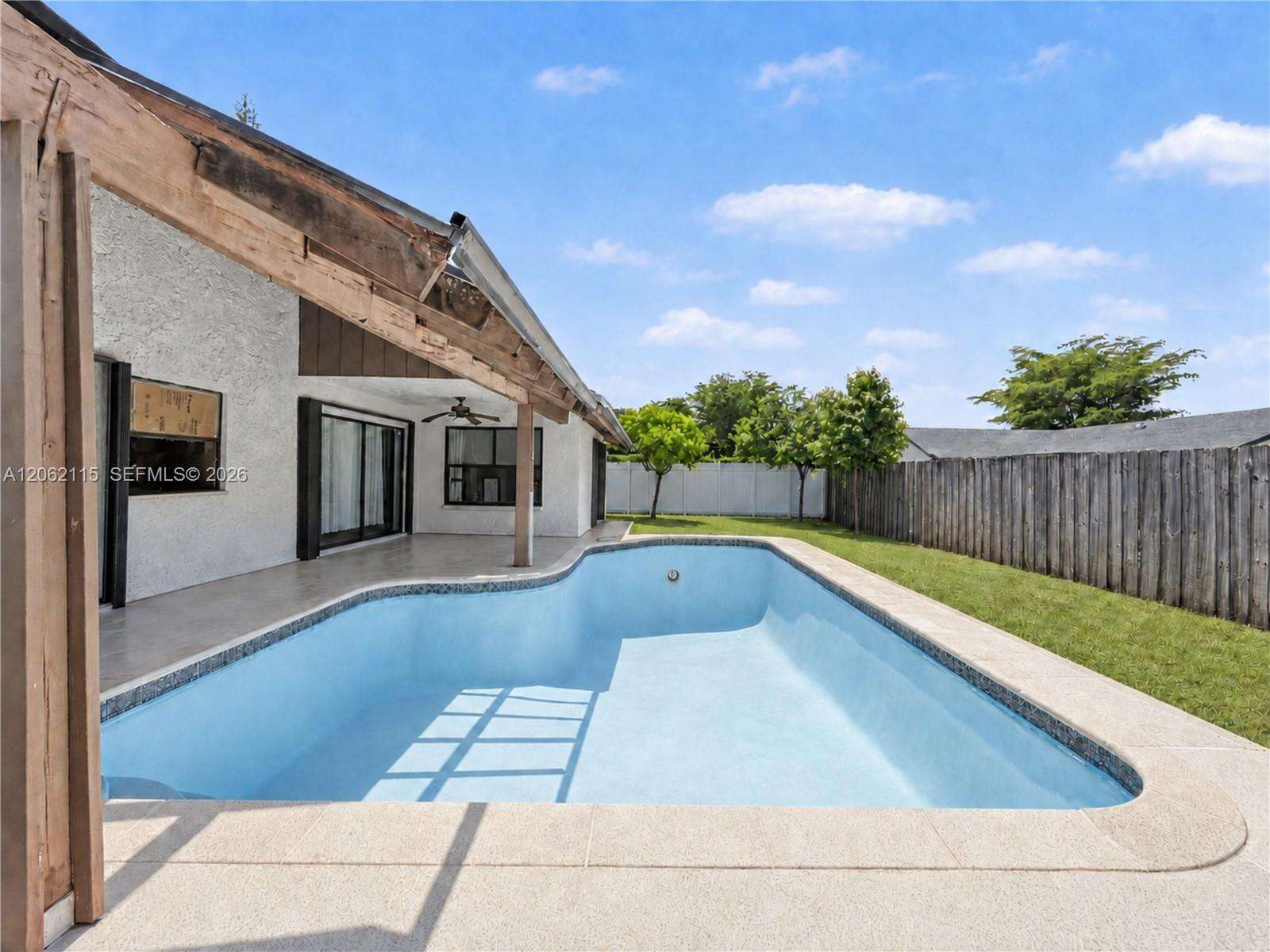 Miami | 9712 133rd Pl N/A | Picture 40
