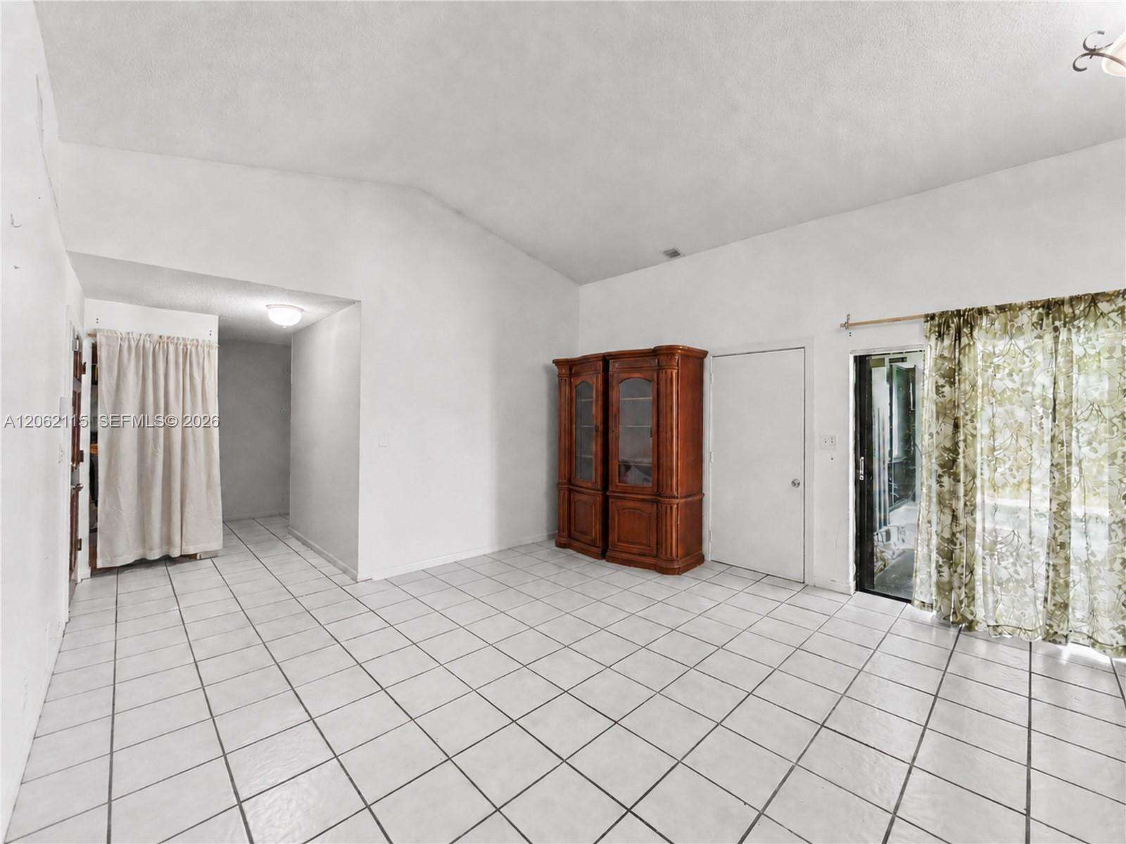 Miami | 9712 133rd Pl N/A | Picture 46