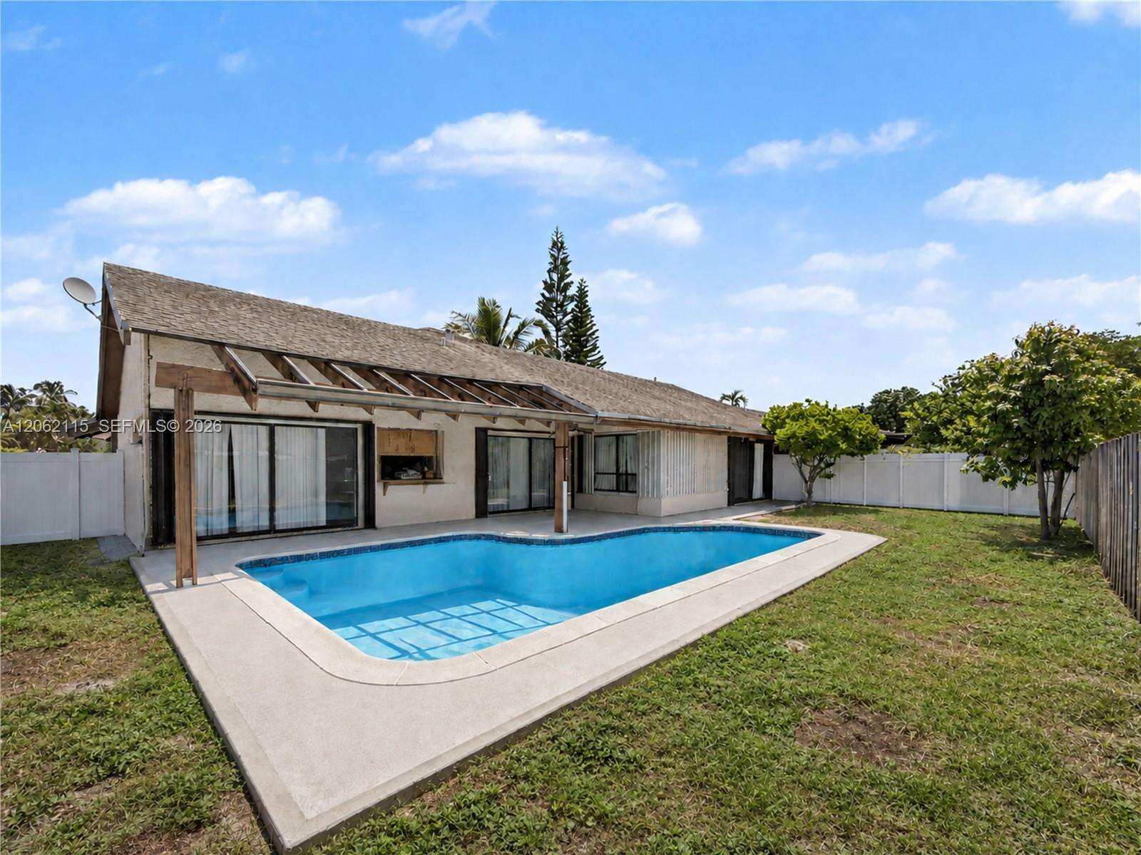 Miami | 9712 133rd Pl N/A | Picture 49