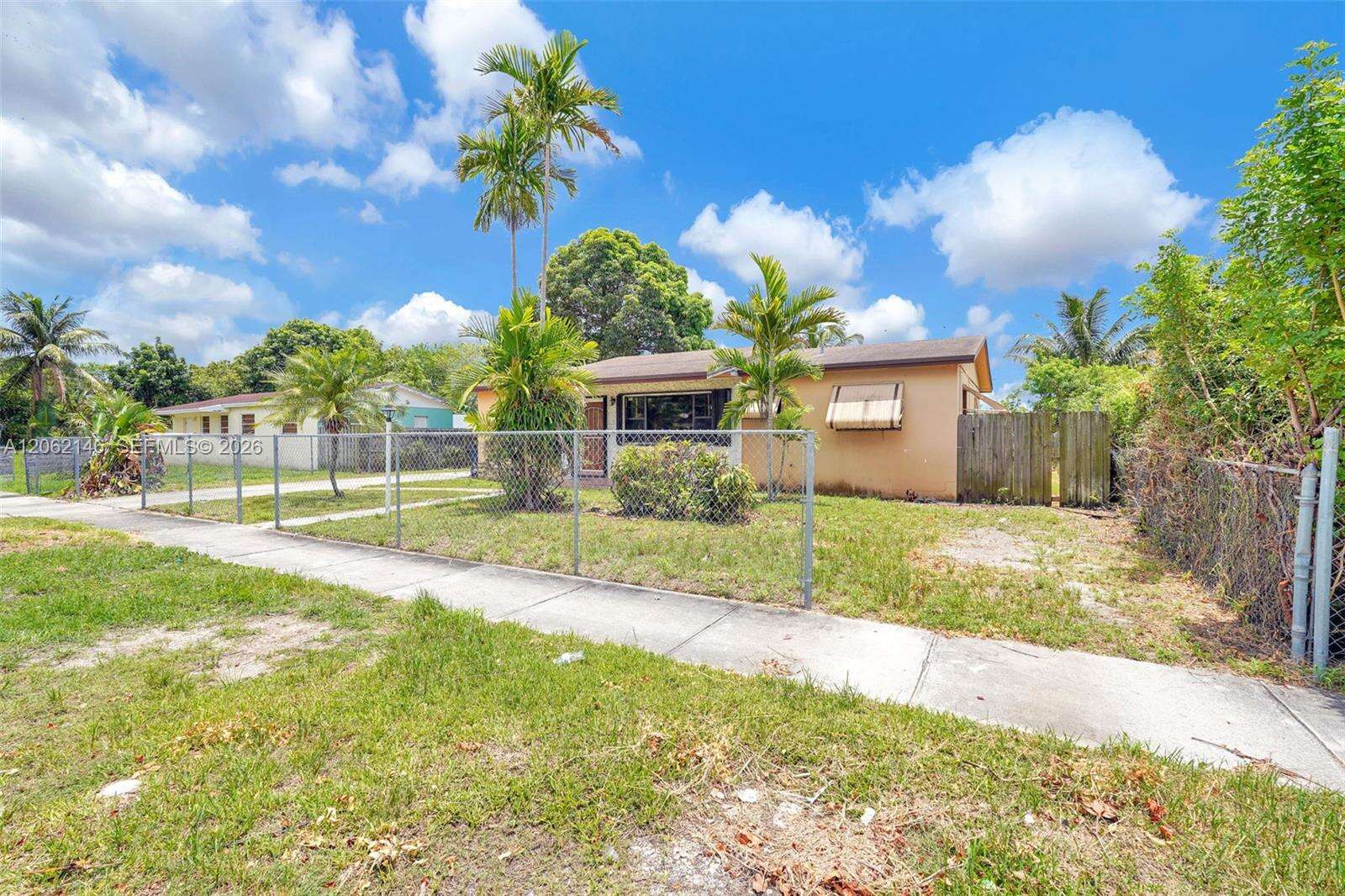 Miami | 11230 188th St N/A | Picture 2