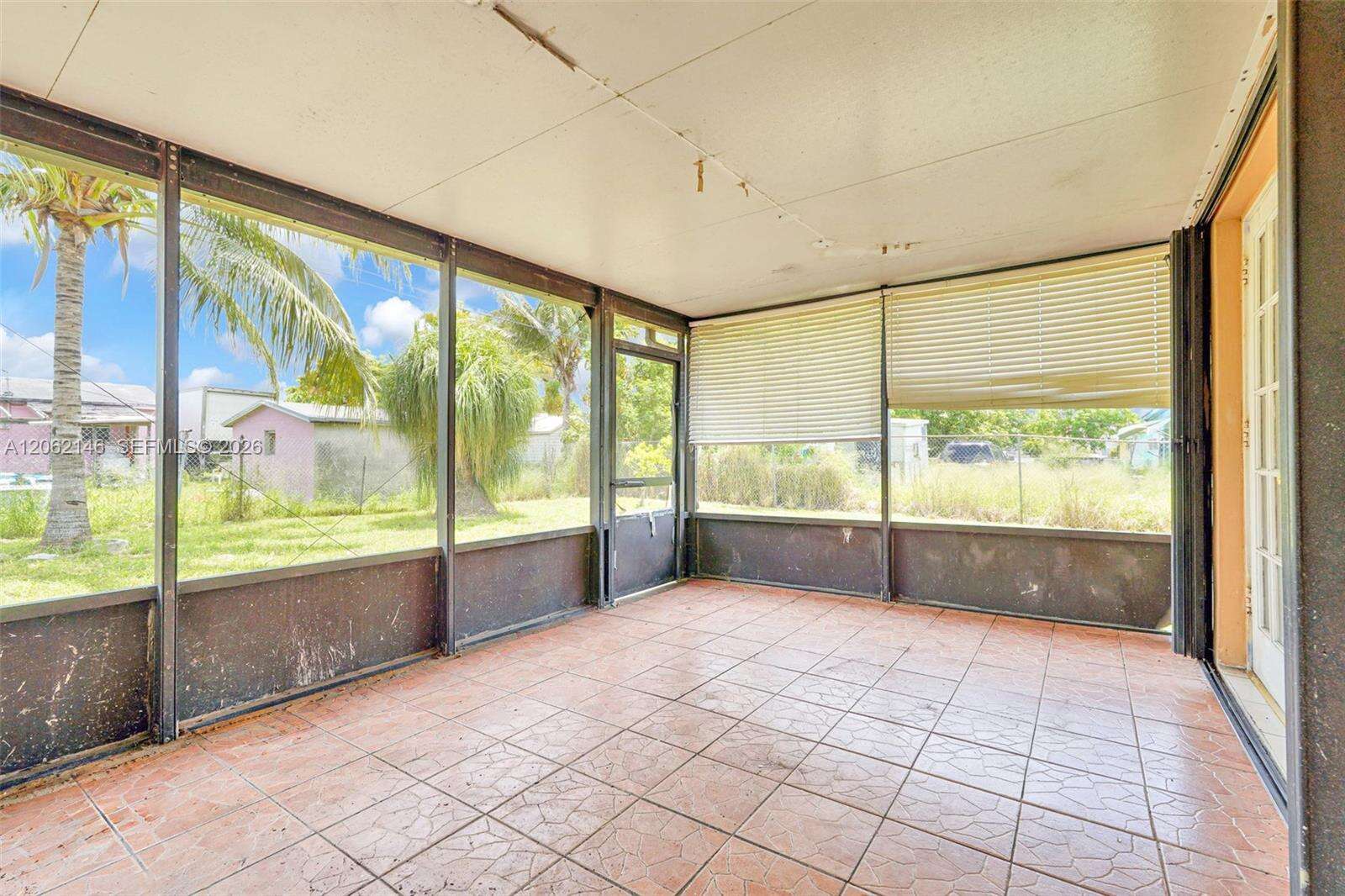 Miami | 11230 188th St N/A | Picture 43