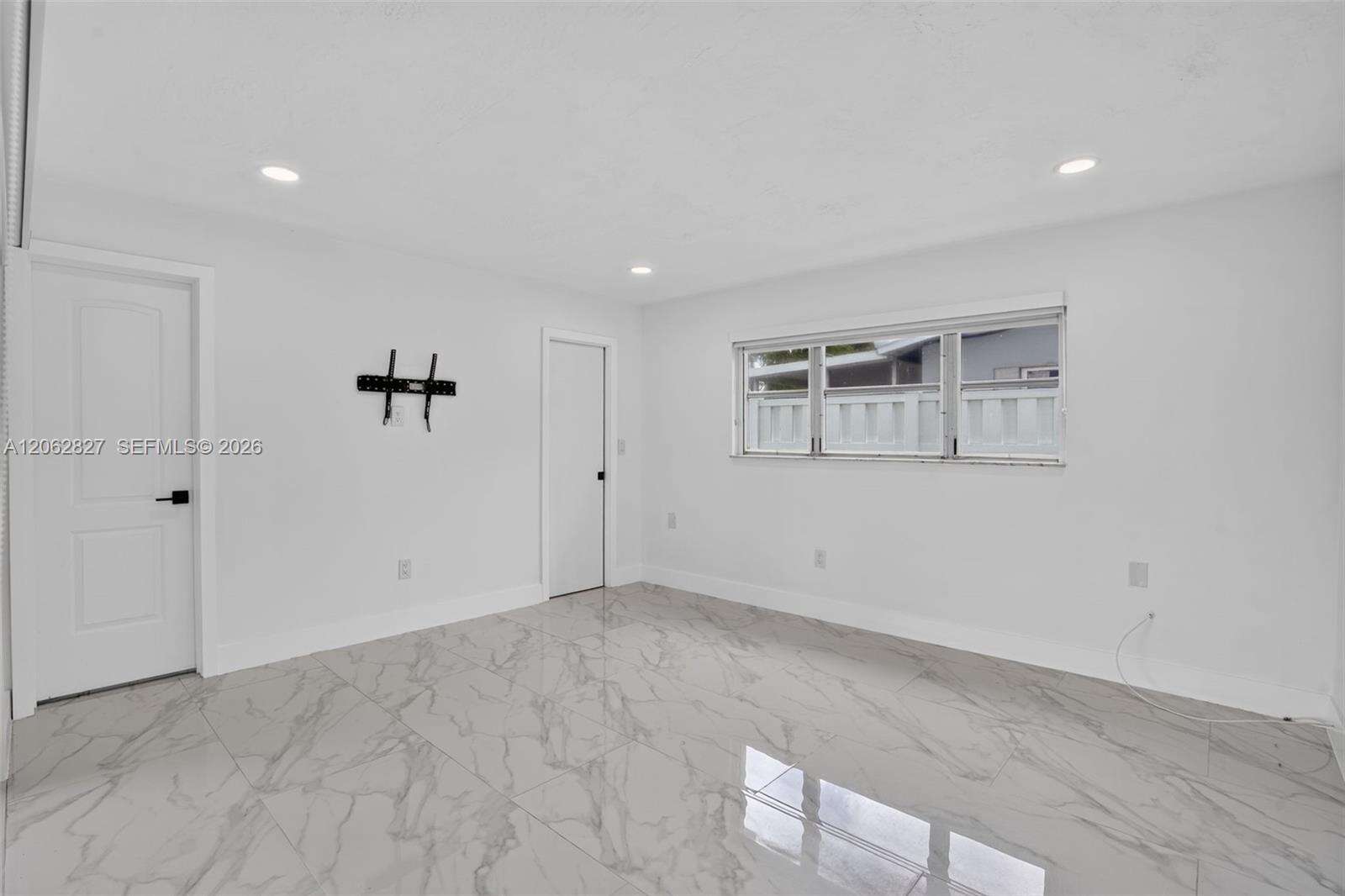 Sunrise | 9531 20th Pl N/A | Picture 10