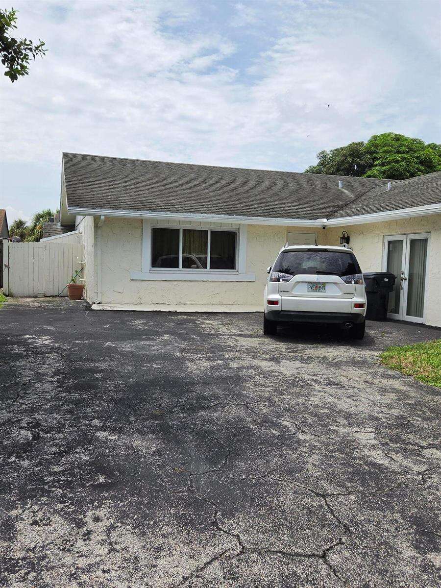 North Lauderdale | 7520 6th N/A | Picture 1