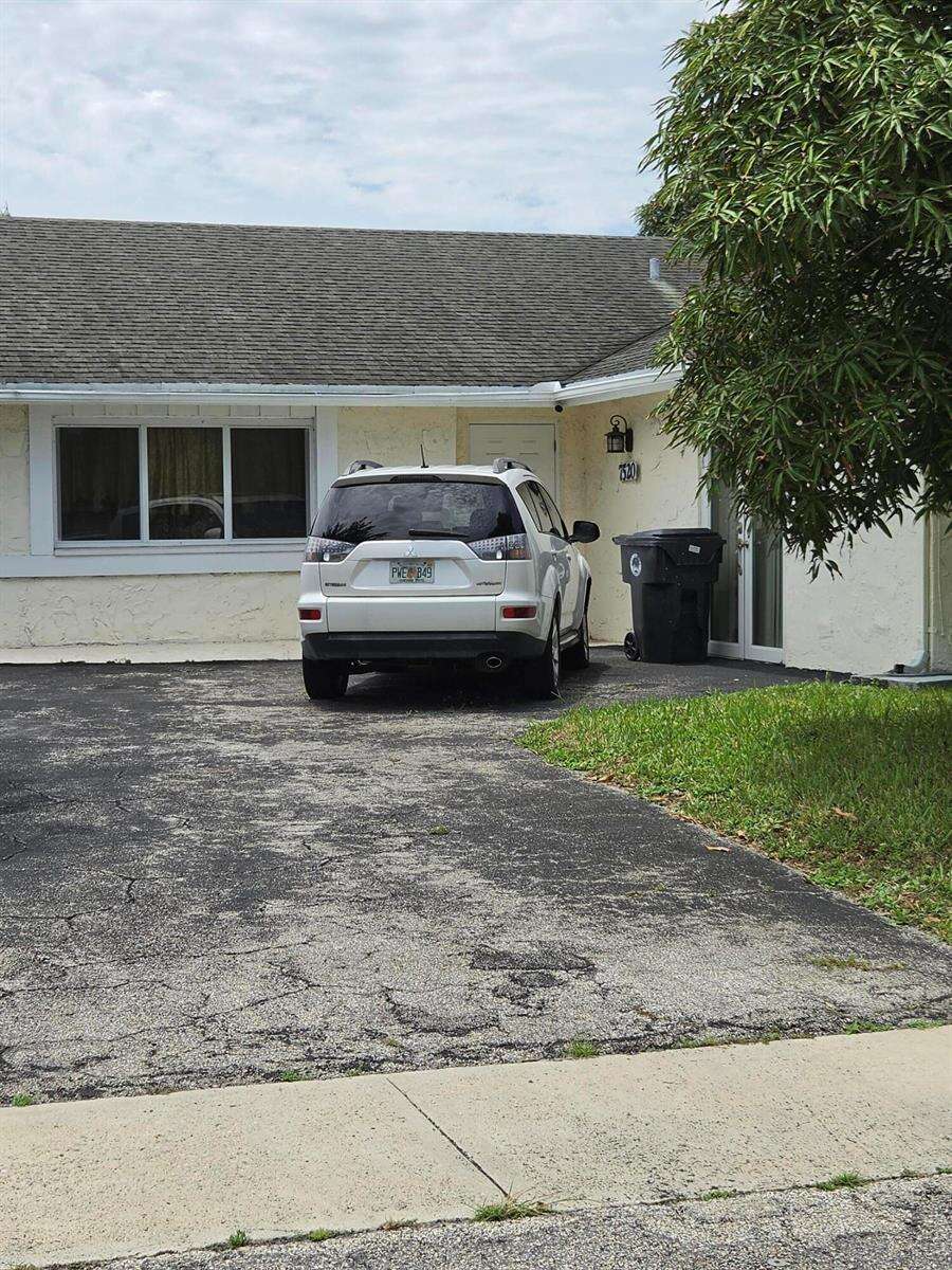 North Lauderdale | 7520 6th N/A | Picture 2