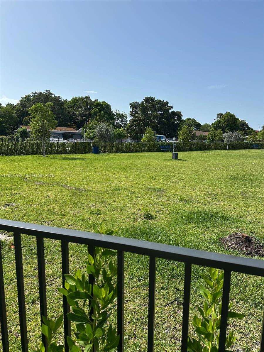 Miami |   N/A | Picture 43
