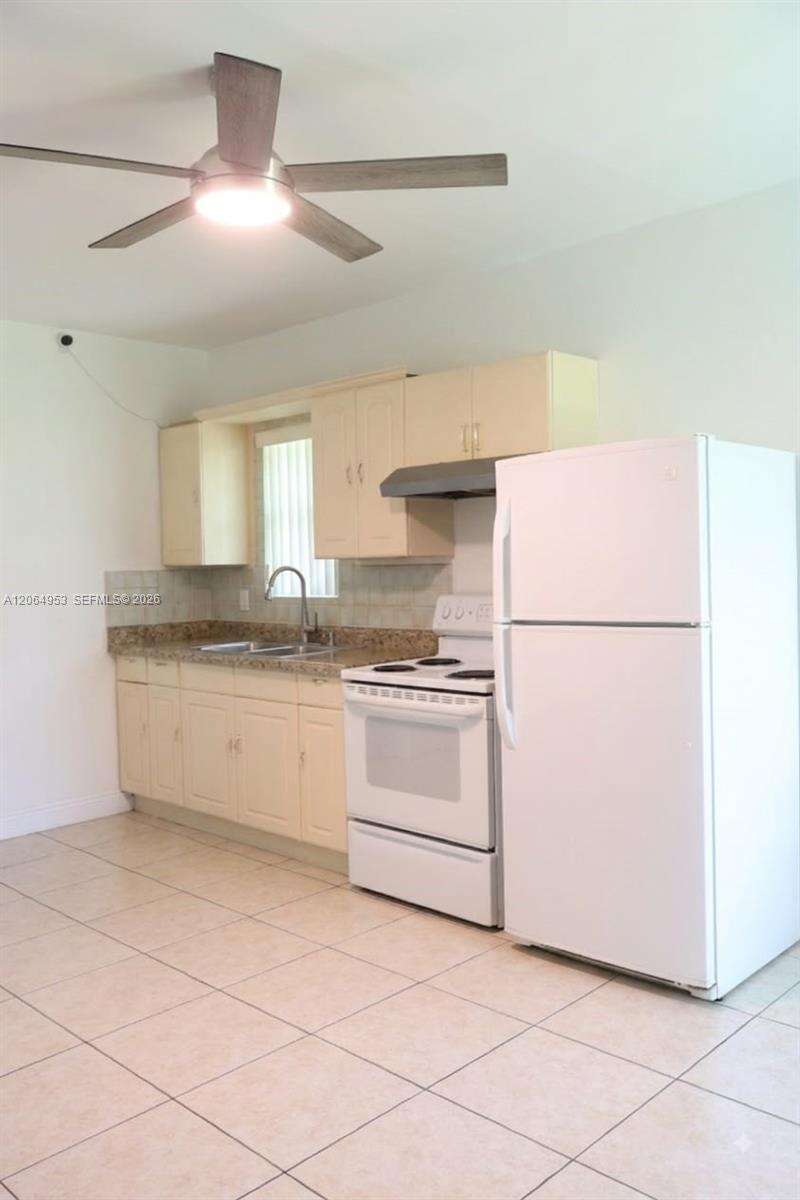 Miami Gardens | 4330 203rd Ter N/A | Picture 15