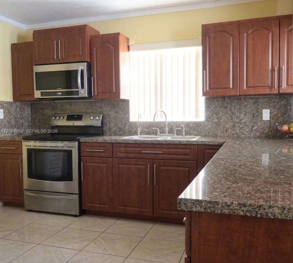 Miami Gardens | 4330 203rd Ter N/A | Picture 6