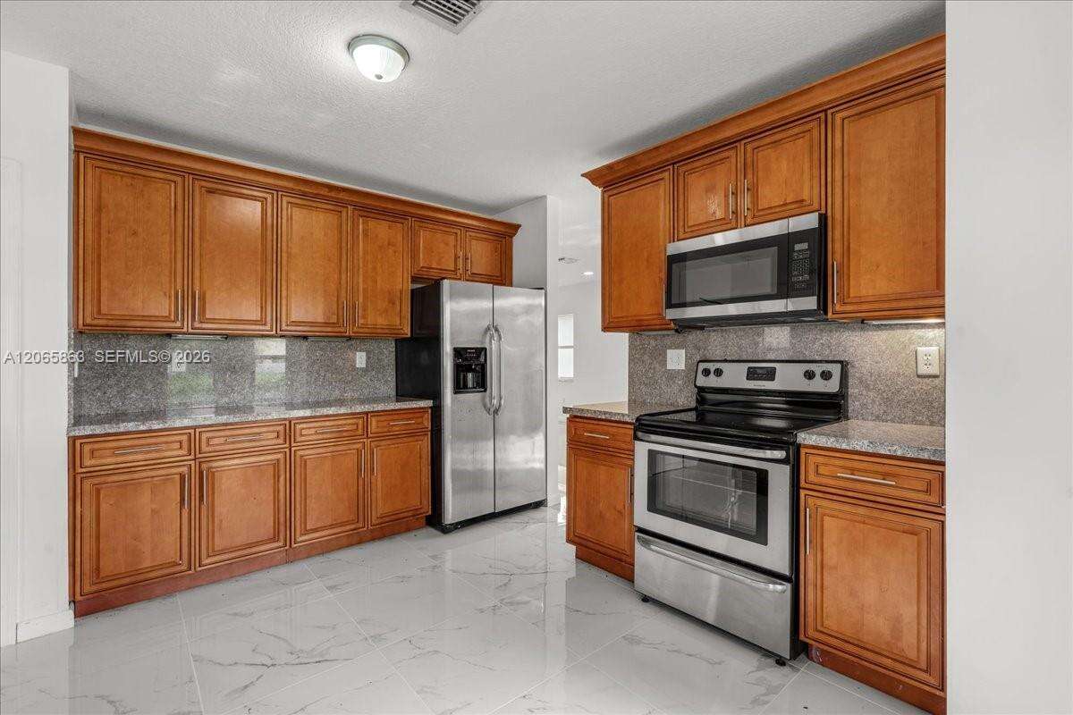 Homestead | 1720 35 Avenue N/A | Picture 9