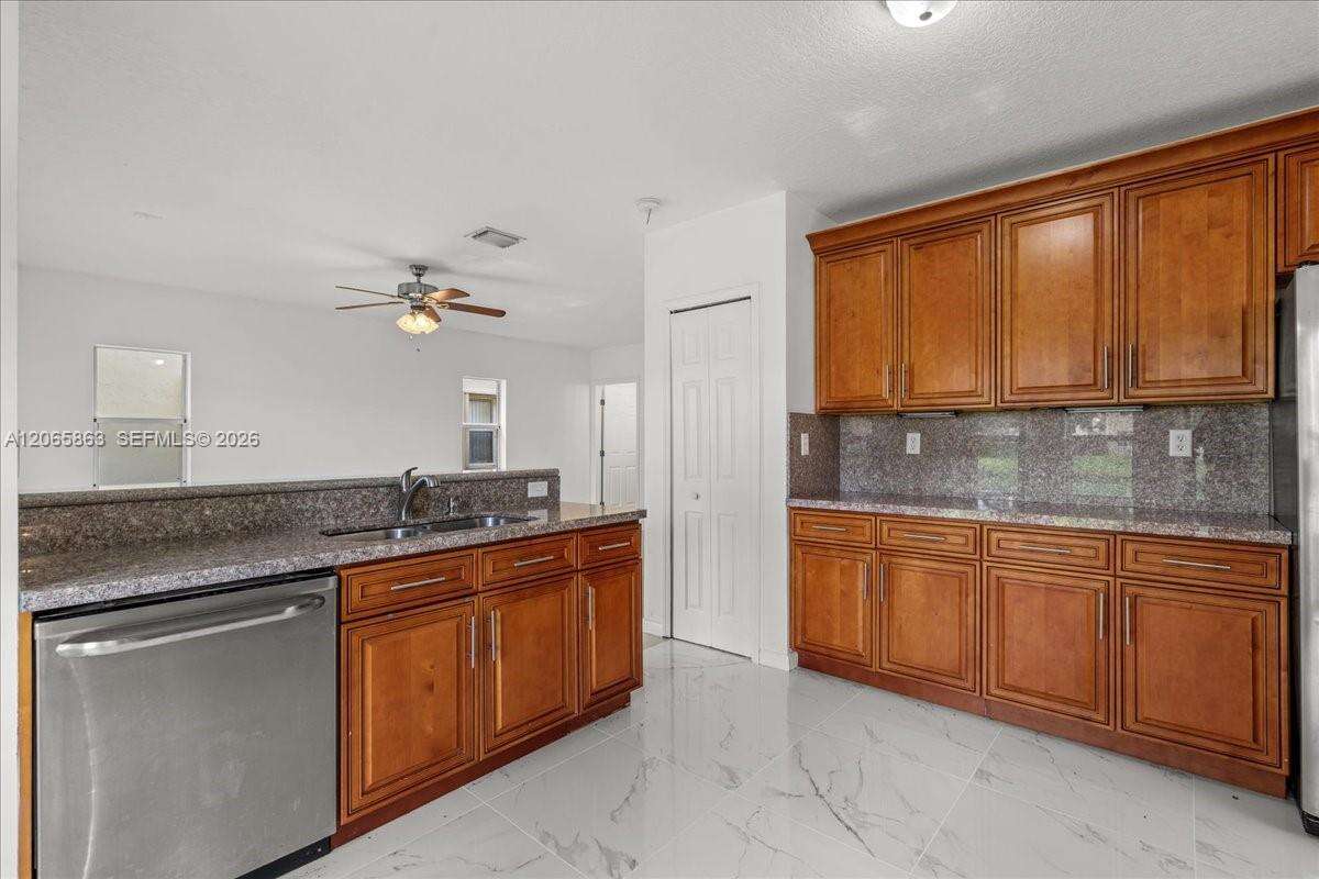 Homestead | 1720 35 Avenue N/A | Picture 10