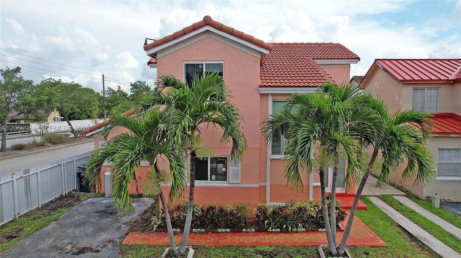 Miami | 12693 8th Ter N/A | Picture 1