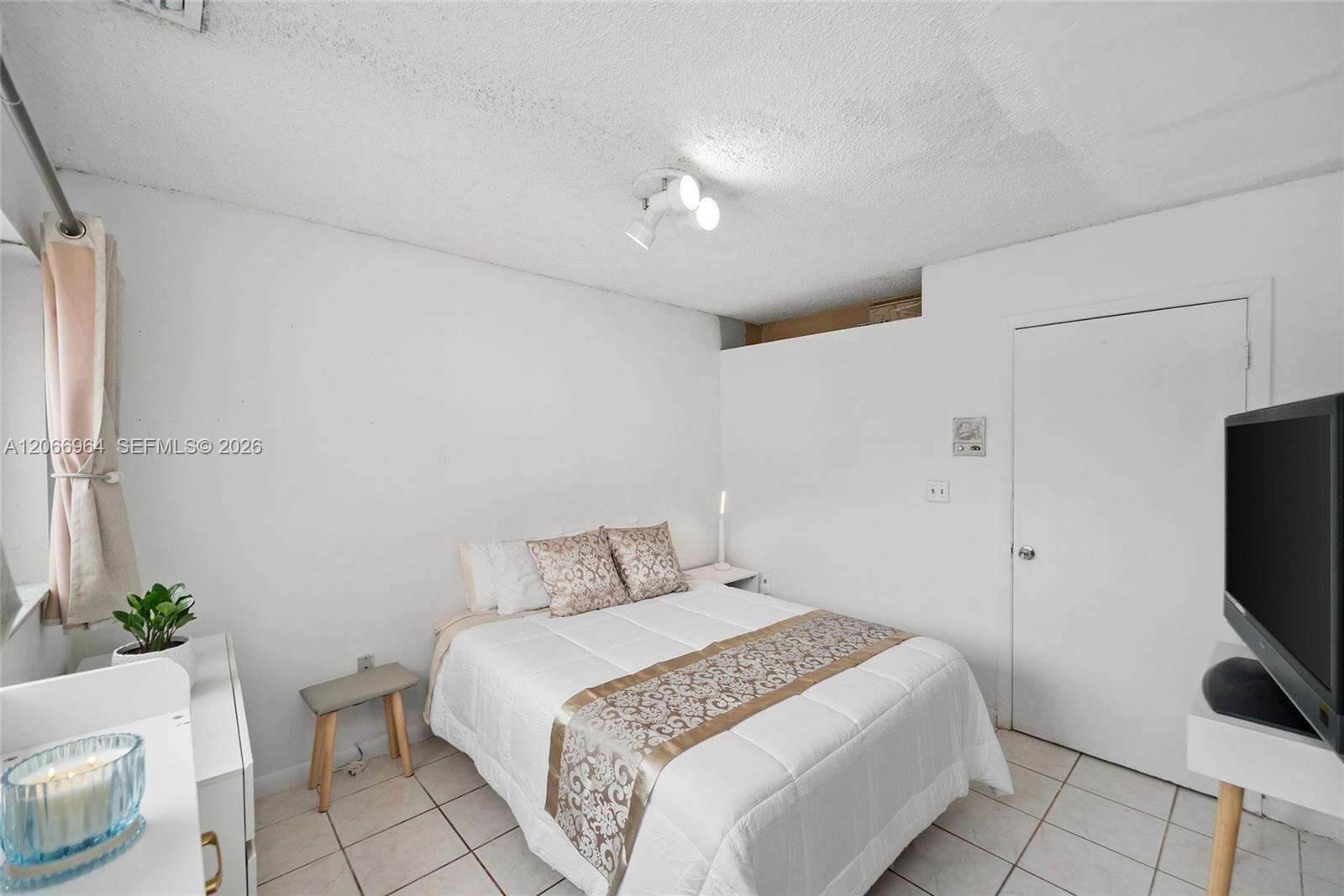Miami | 12693 8th Ter N/A | Picture 12