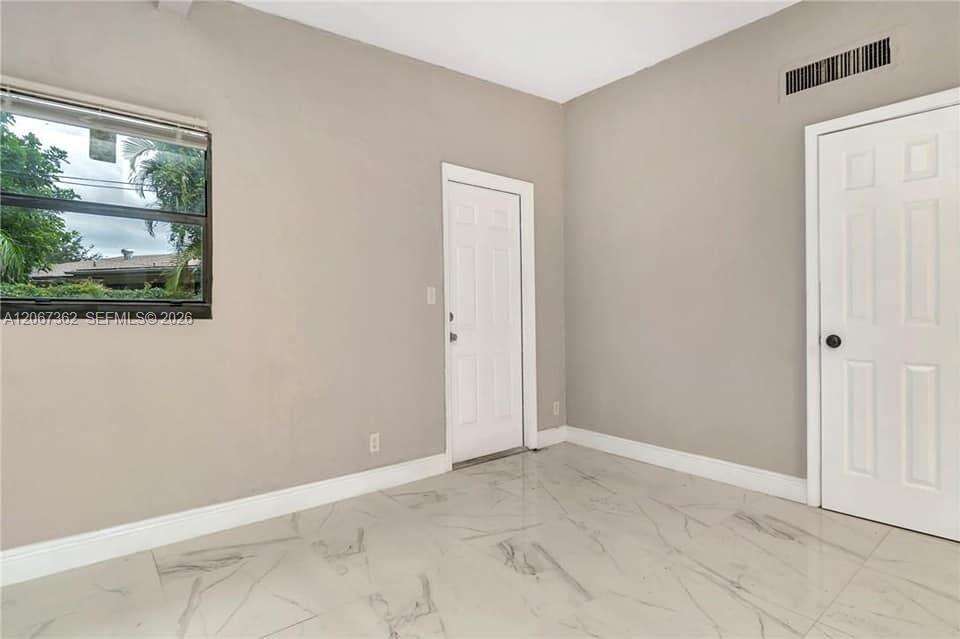 Fort Lauderdale | 486 Evanston Cir N/A | Picture 7