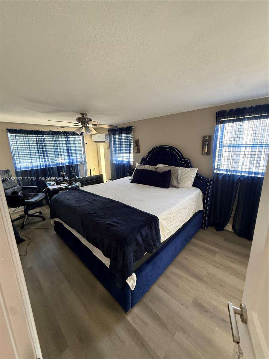 Hollywood | 2411 Wiley St N/A | Picture 11