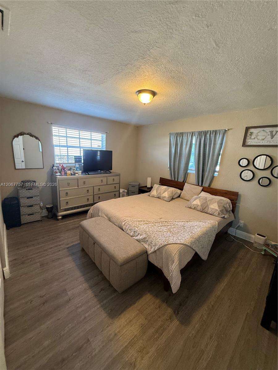 Hollywood | 2411 Wiley St N/A | Picture 15