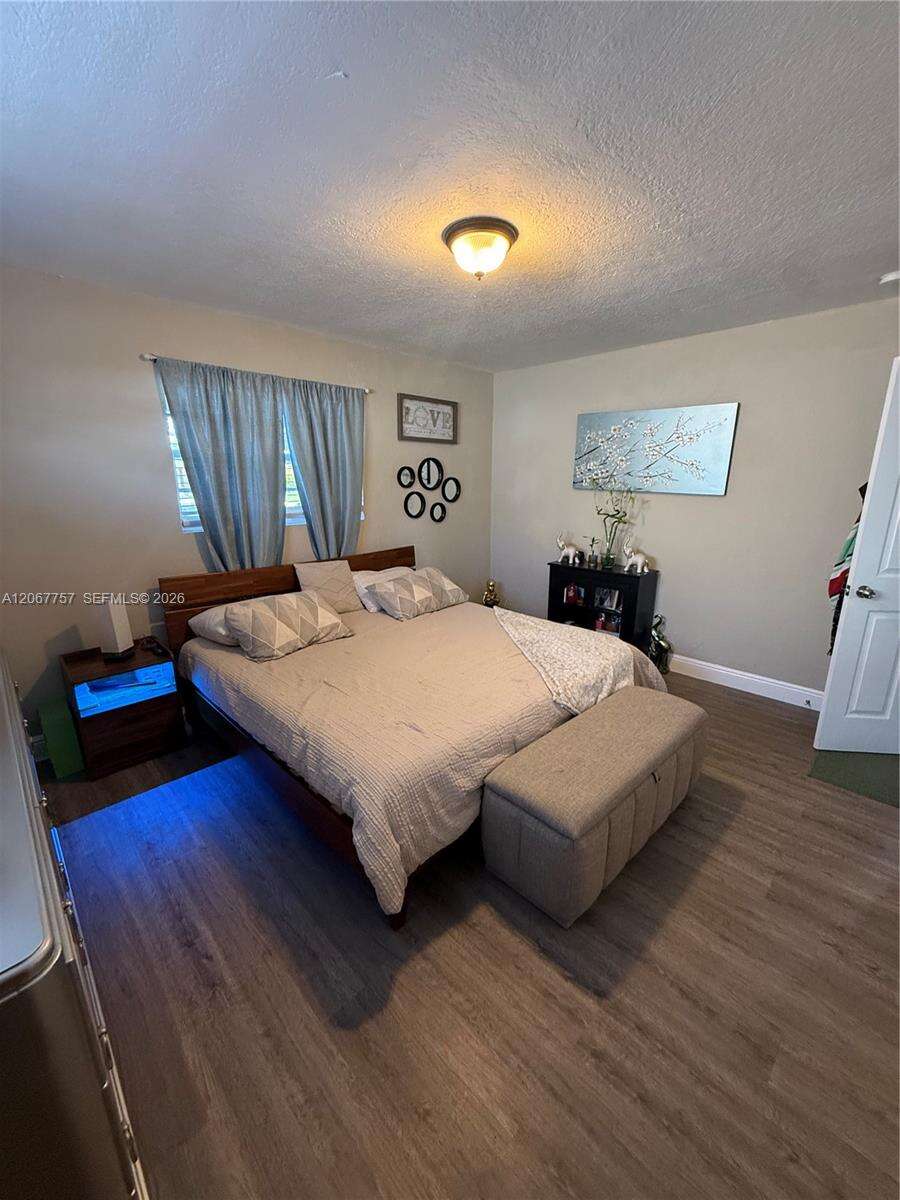 Hollywood | 2411 Wiley St N/A | Picture 19