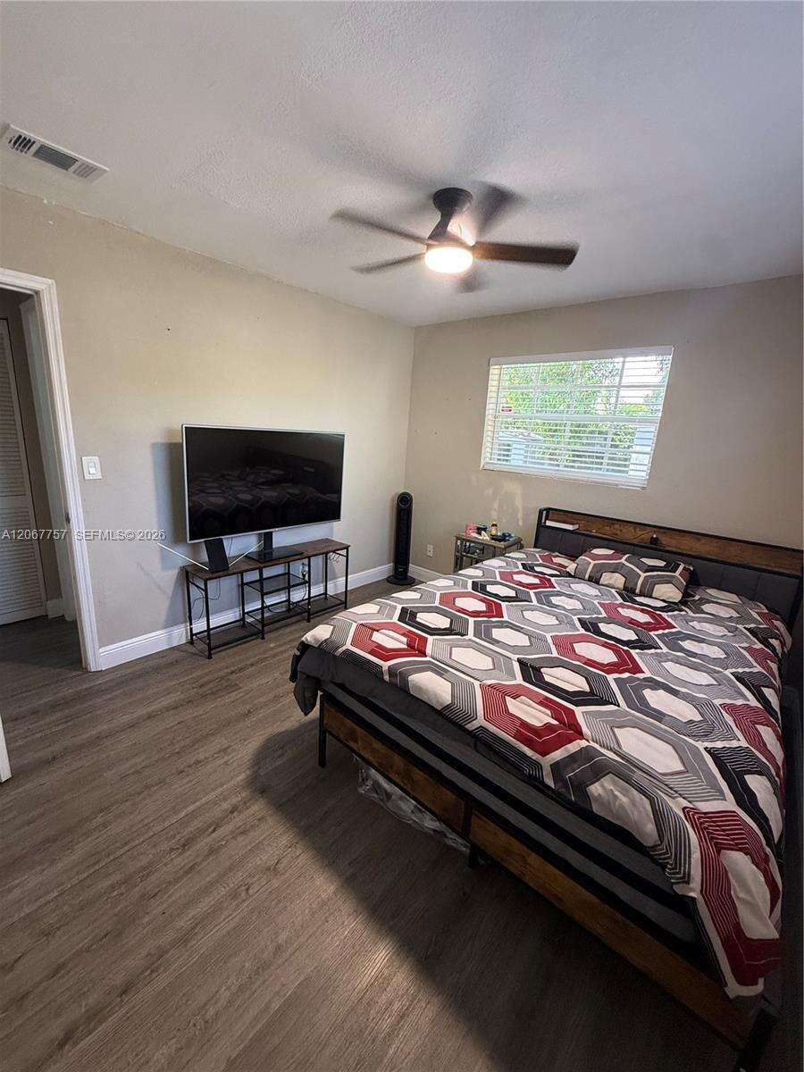 Hollywood | 2411 Wiley St N/A | Picture 21