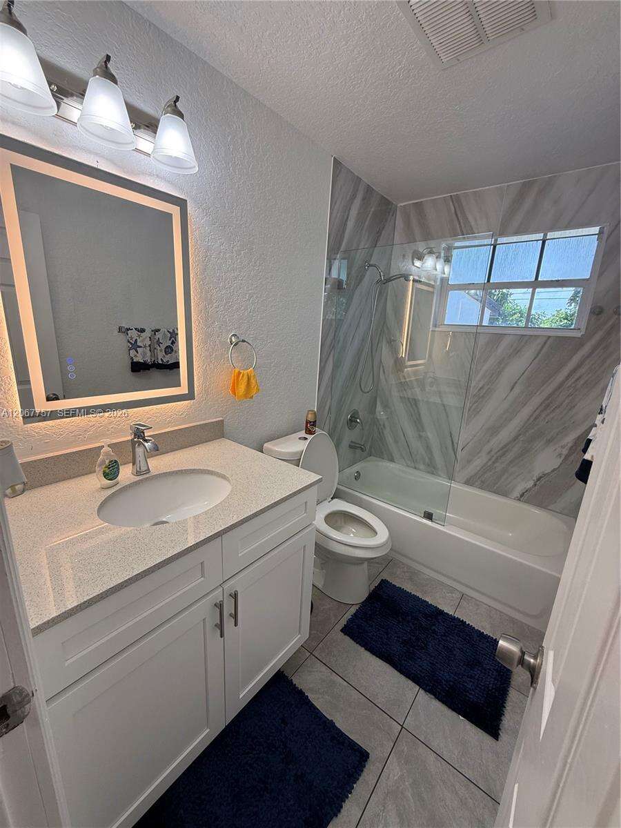 Hollywood | 2411 Wiley St N/A | Picture 24