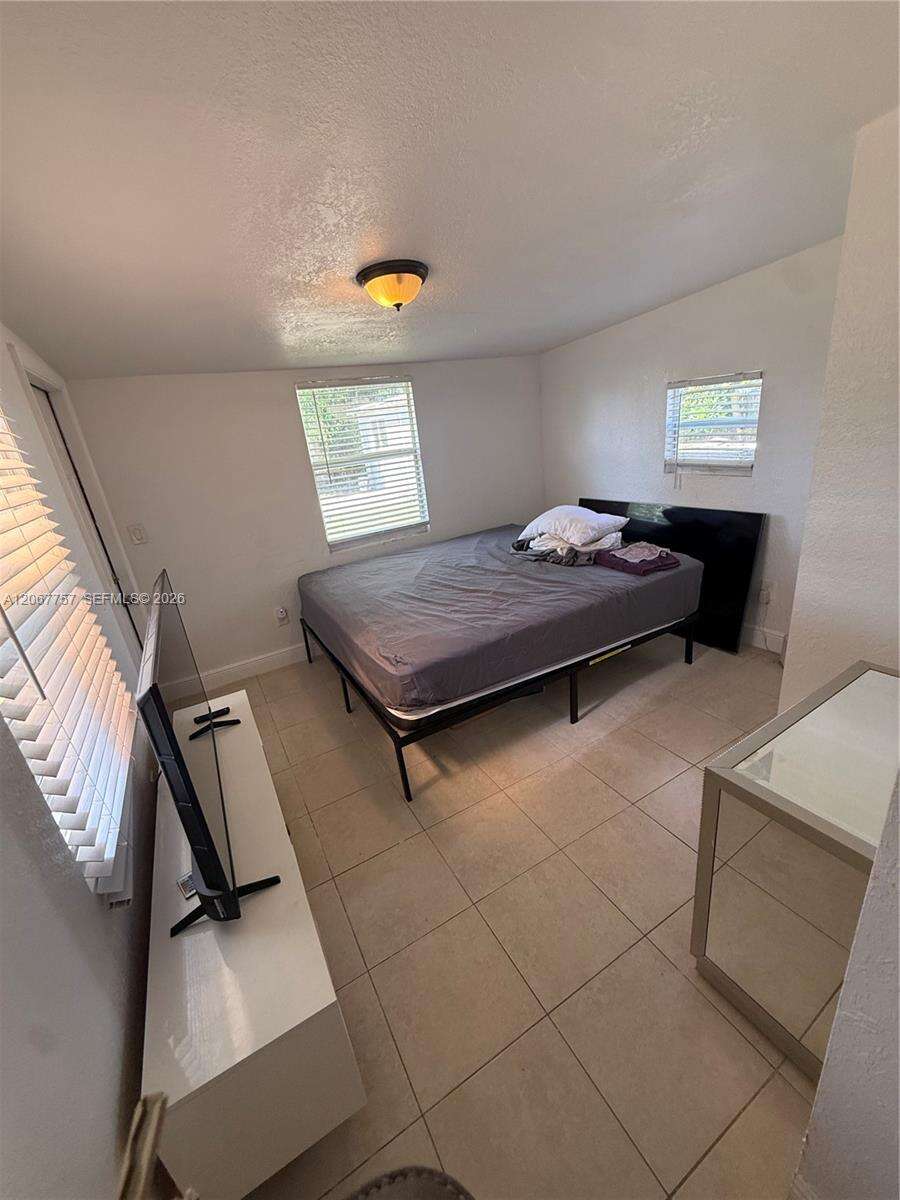 Hollywood | 2411 Wiley St N/A | Picture 30