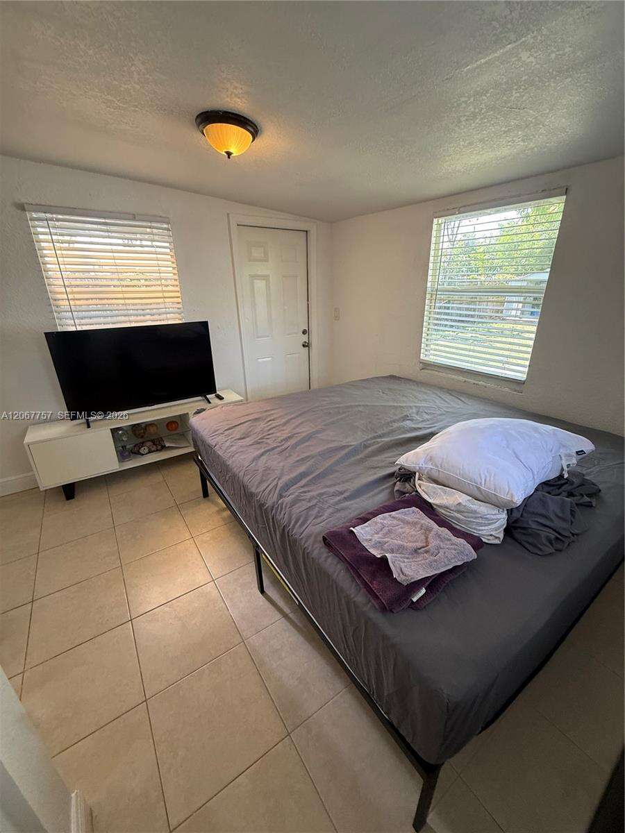 Hollywood | 2411 Wiley St N/A | Picture 31