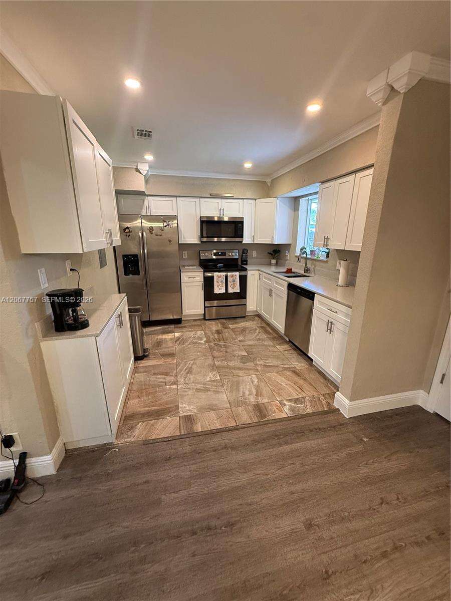 Hollywood | 2411 Wiley St N/A | Picture 34