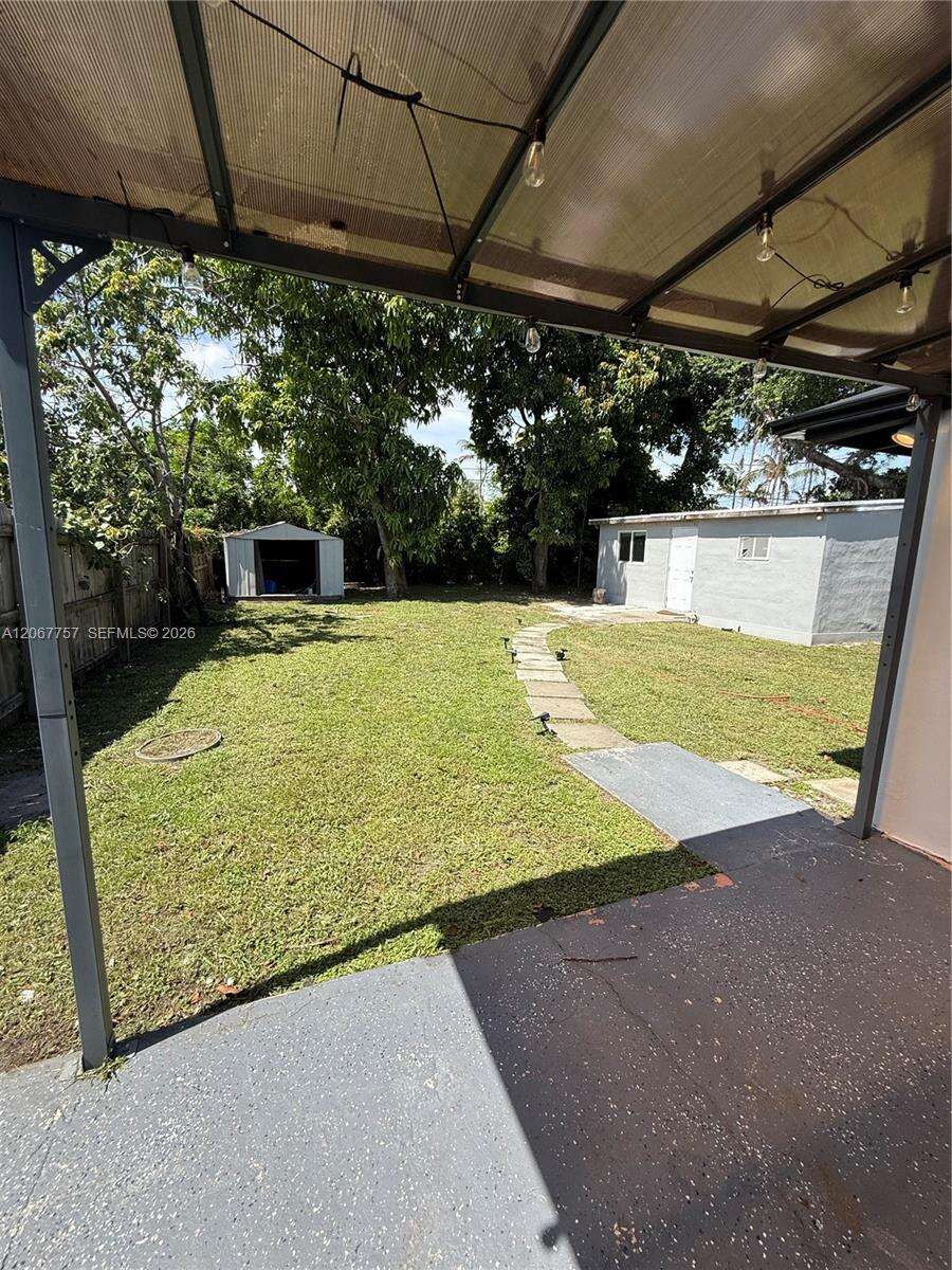 Hollywood | 2411 Wiley St N/A | Picture 40