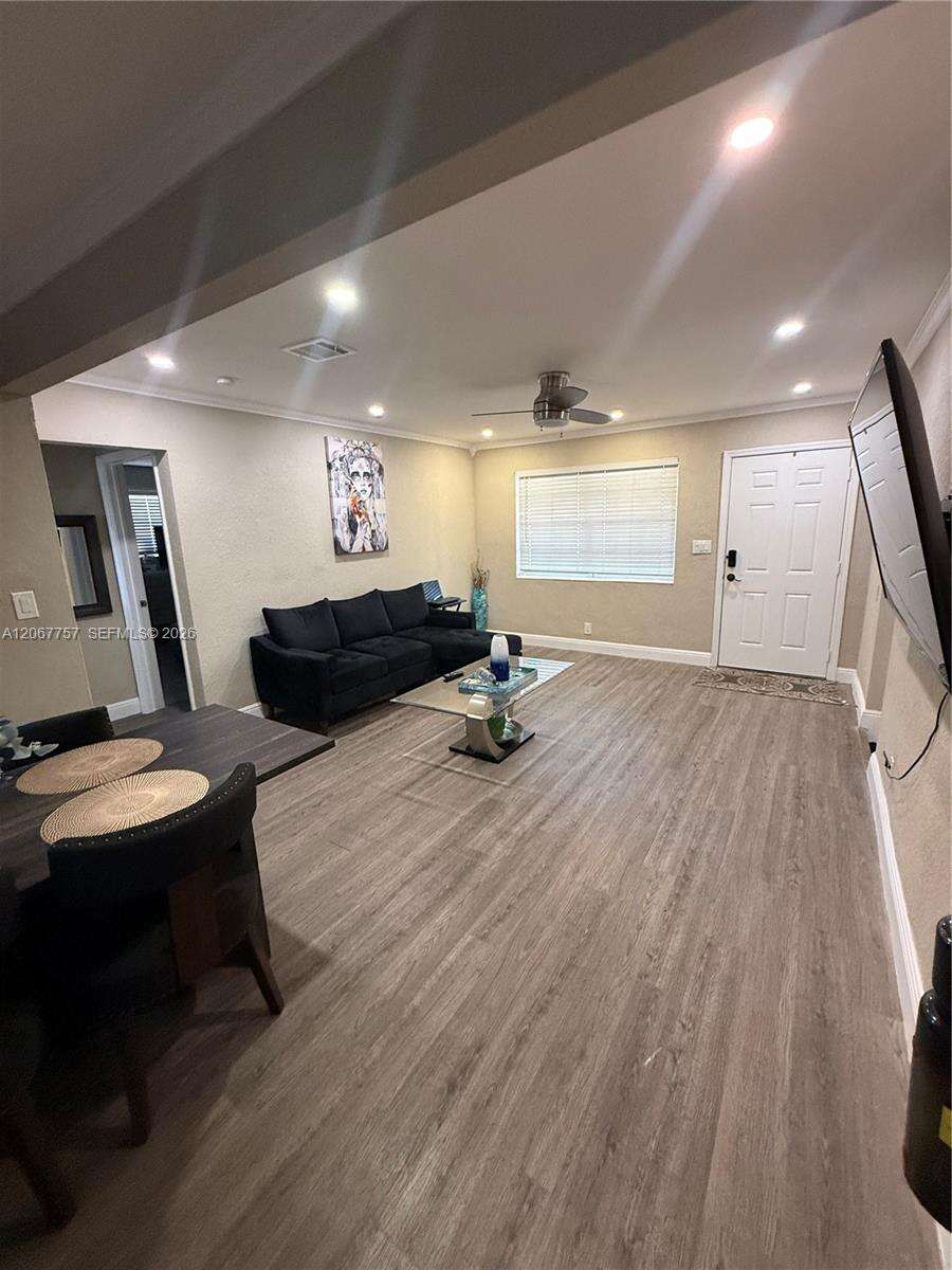Hollywood | 2411 Wiley St N/A | Picture 10