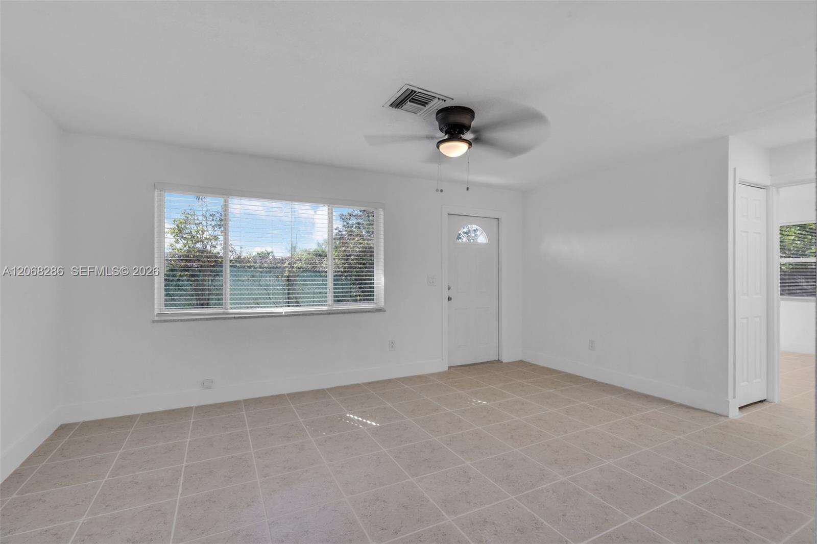 Hallandale Beach |   Unit #1-2 | Picture 7