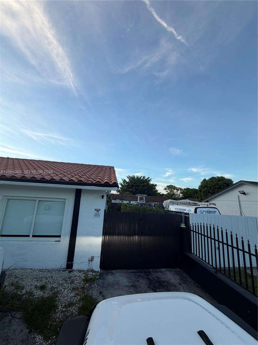 Miami | 15171 70th St N/A | Picture 3