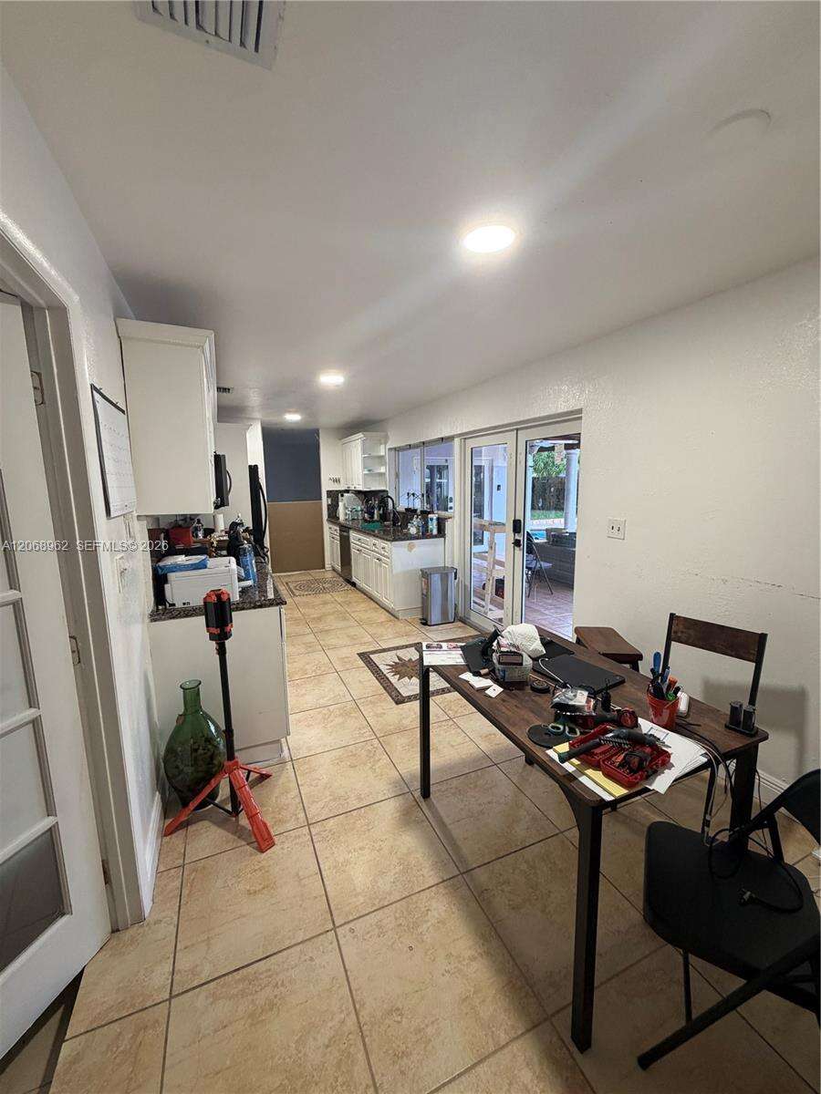 Miami | 15171 70th St N/A | Picture 25