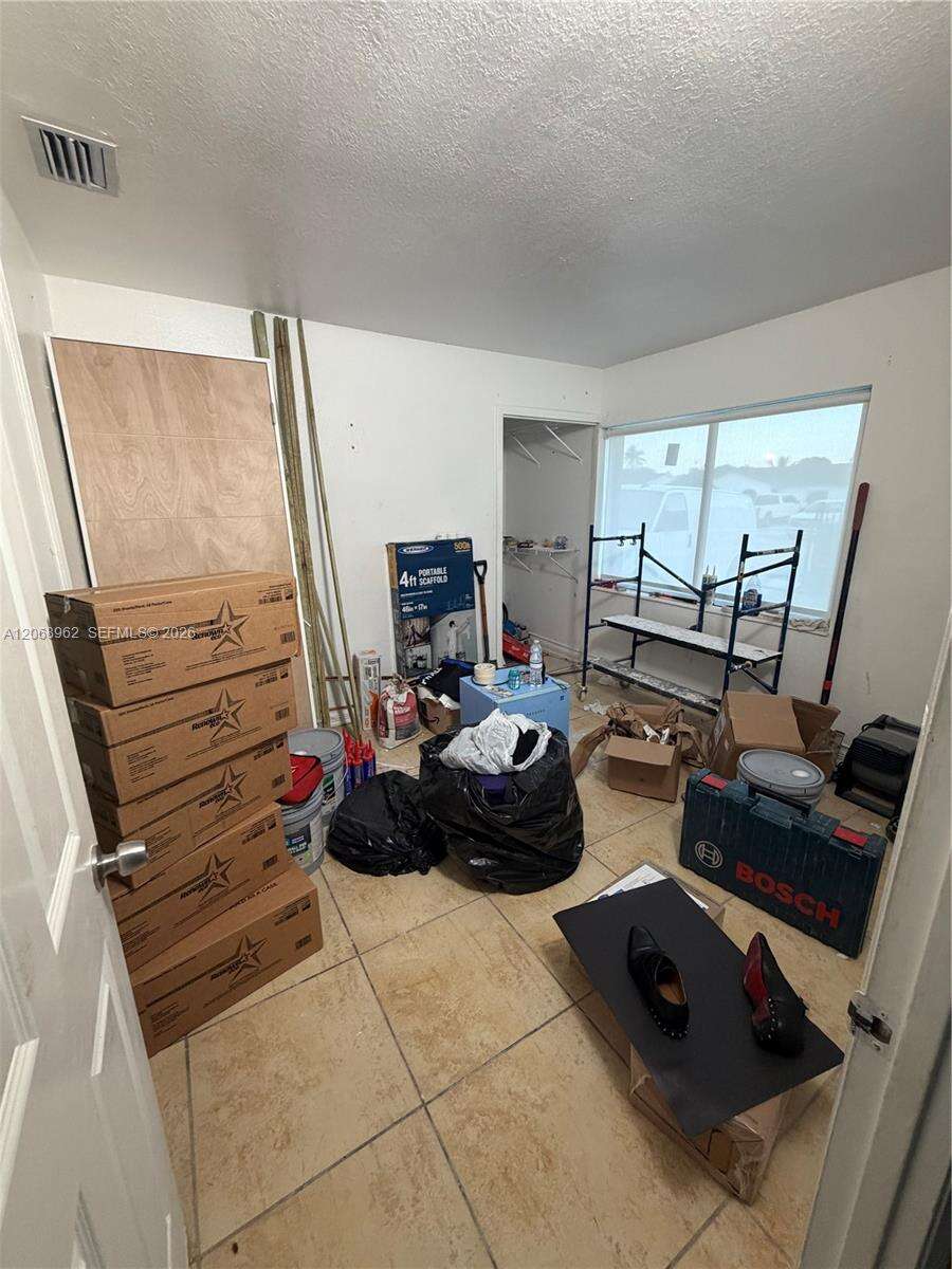 Miami | 15171 70th St N/A | Picture 7