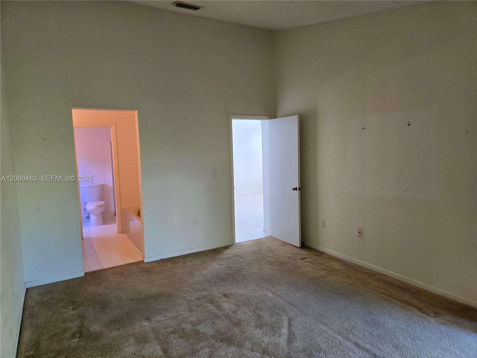 Miami | 15416 50th Ter N/A | Picture 17