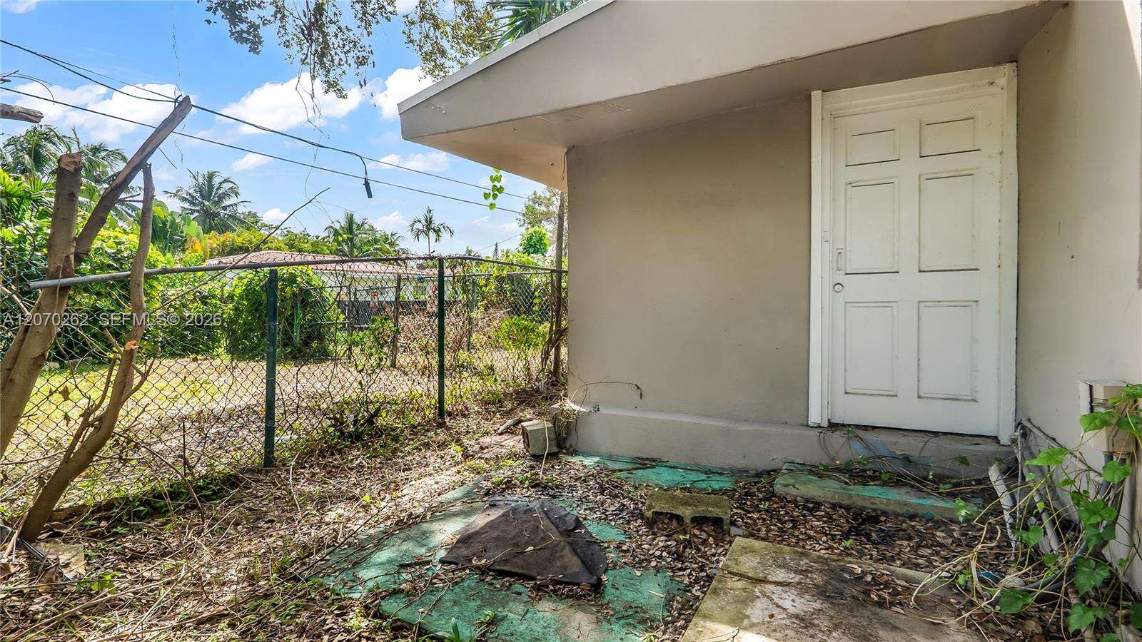 Miami | 2100 25th St N/A | Picture 16