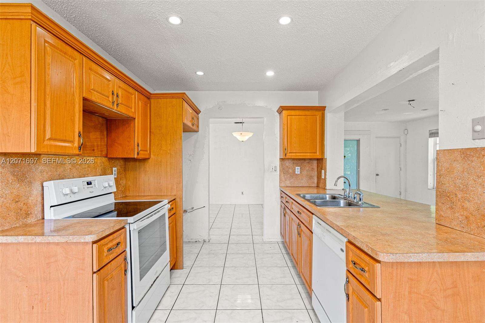 Lauderdale Lakes | 4700 41st Pl N/A | Picture 14