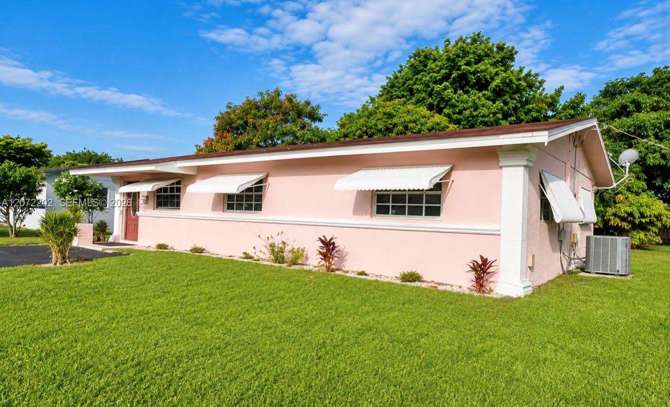 Fort Lauderdale | 2221 30th Way N/A | Picture 15