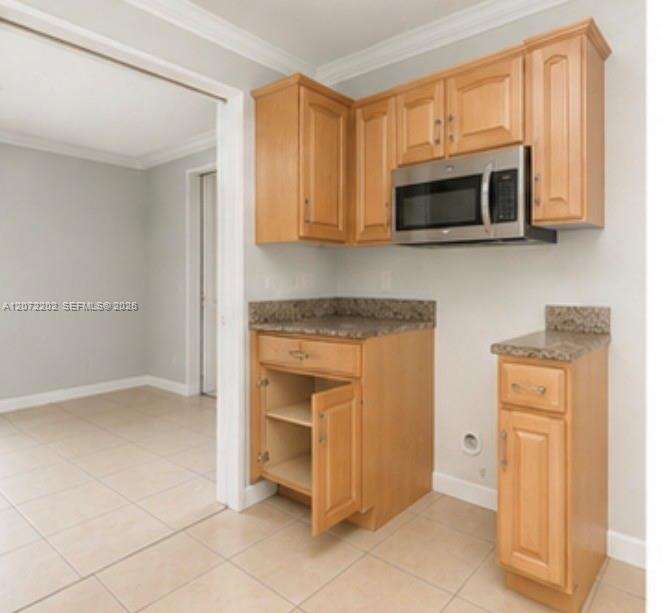 Fort Lauderdale | 2221 30th Way N/A | Picture 7