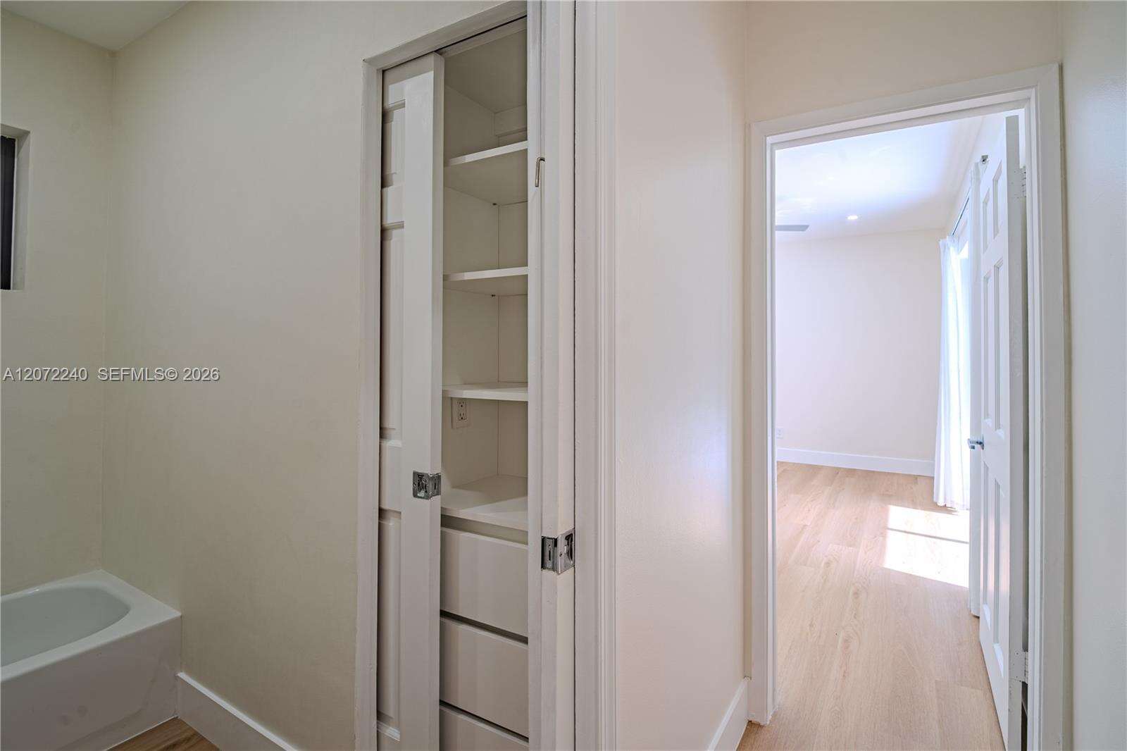 North Miami | 1825 Alamanda Dr N/A | Picture 17