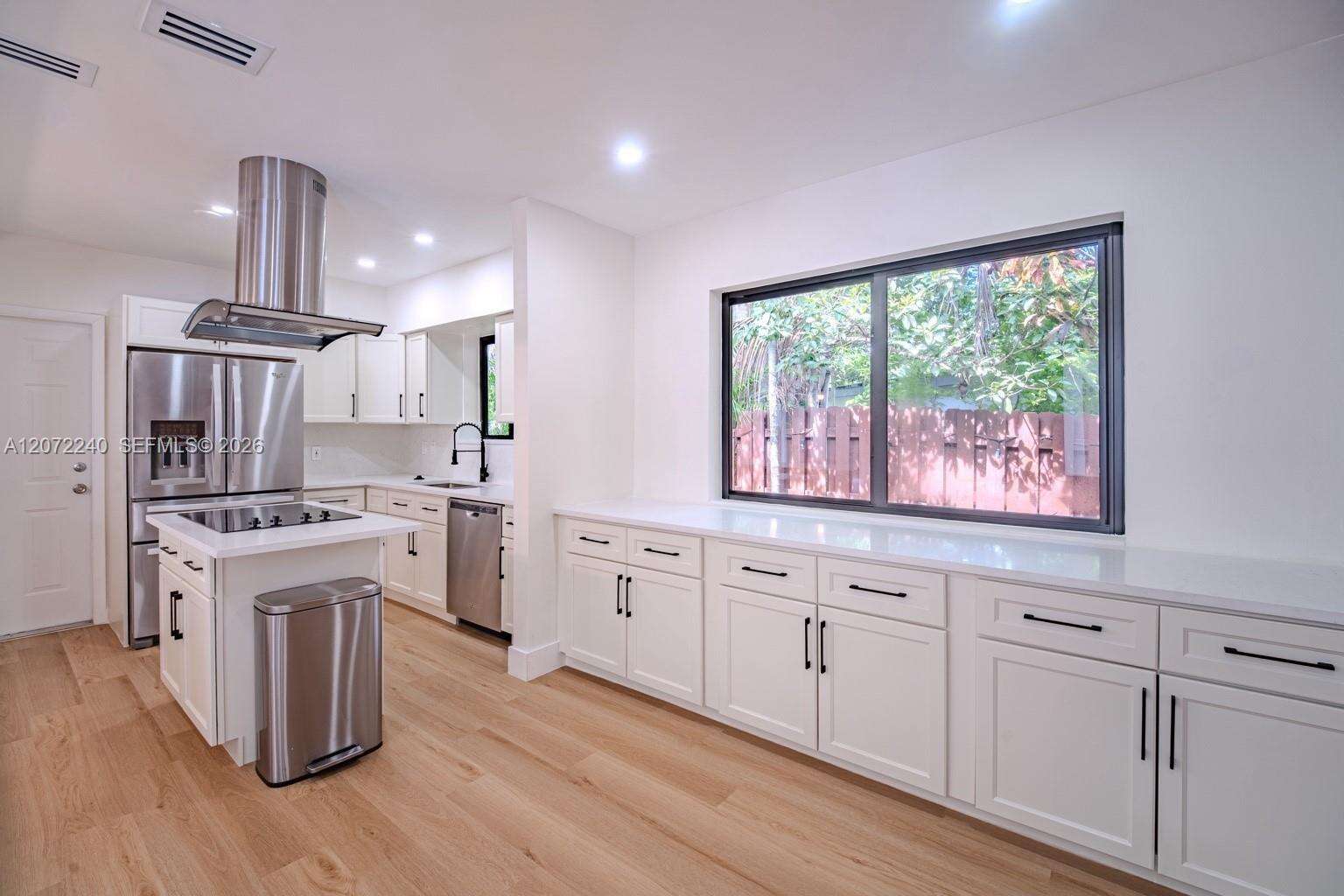 North Miami | 1825 Alamanda Dr N/A | Picture 5