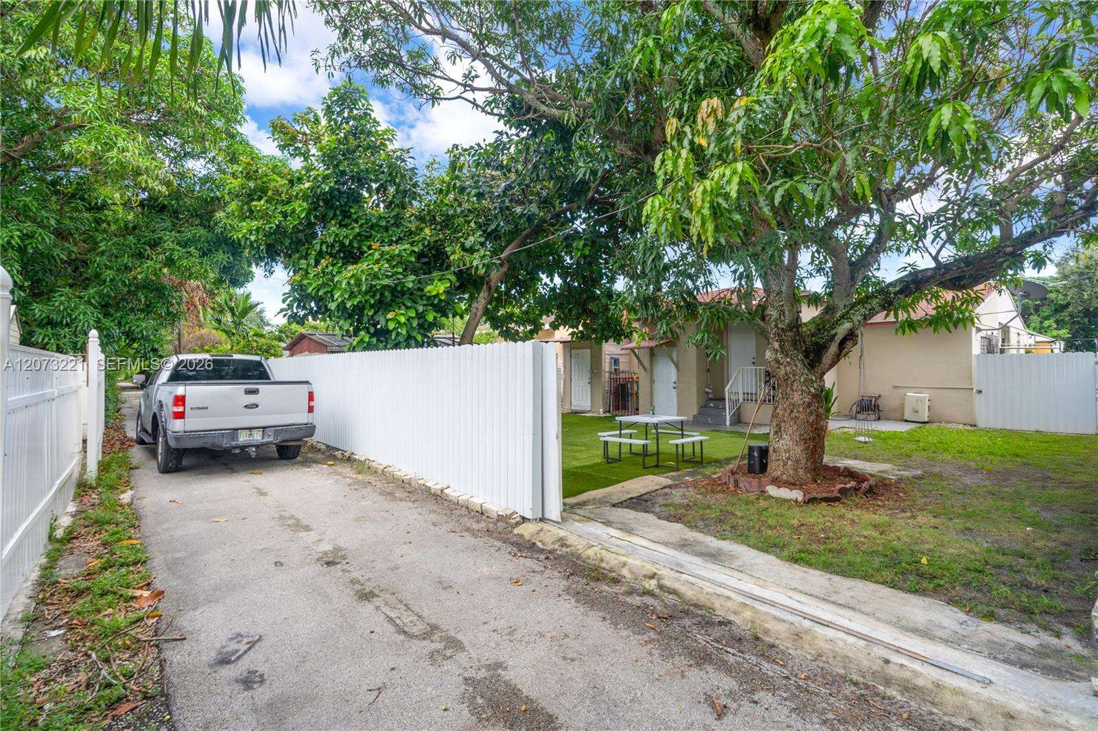 Miami | 1191 49th St N/A | Picture 25