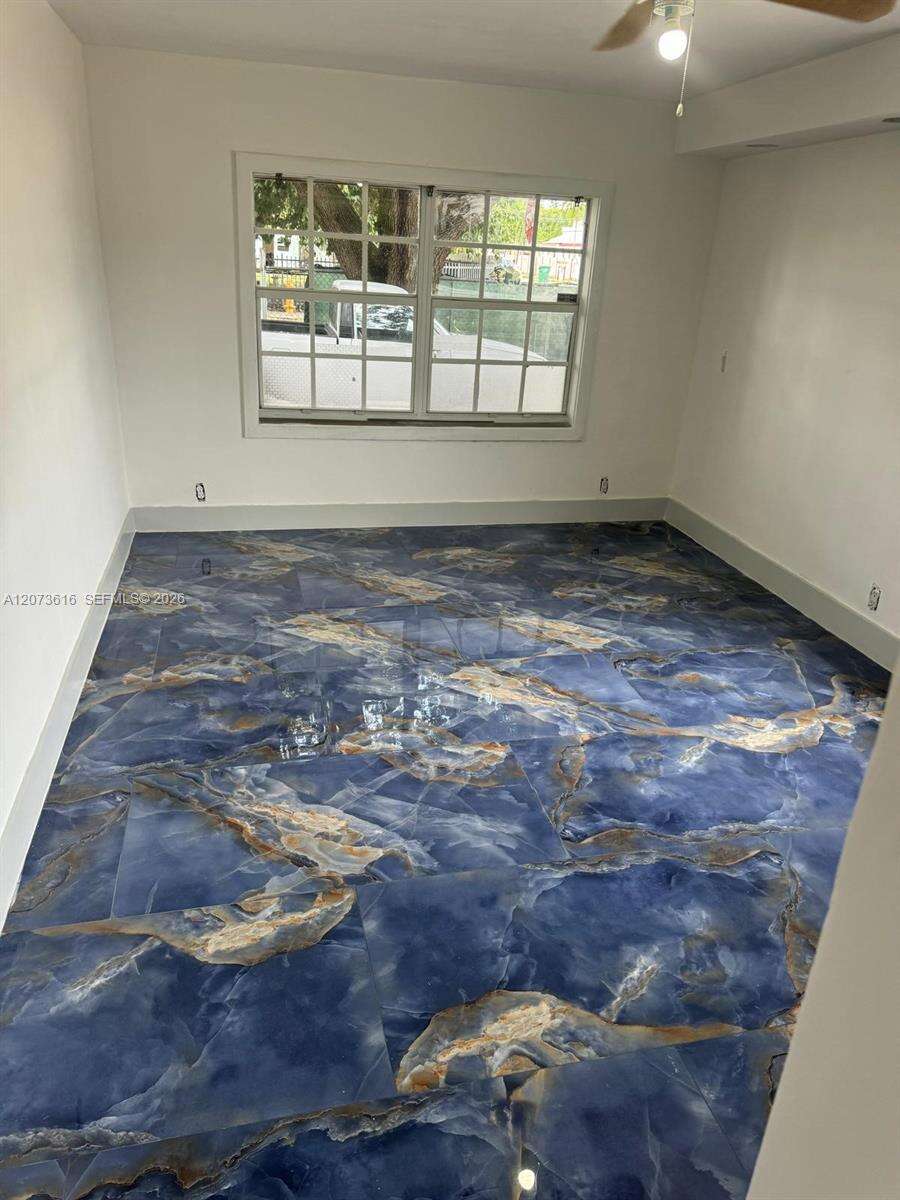Miami | 2500 91st St N/A | Picture 14