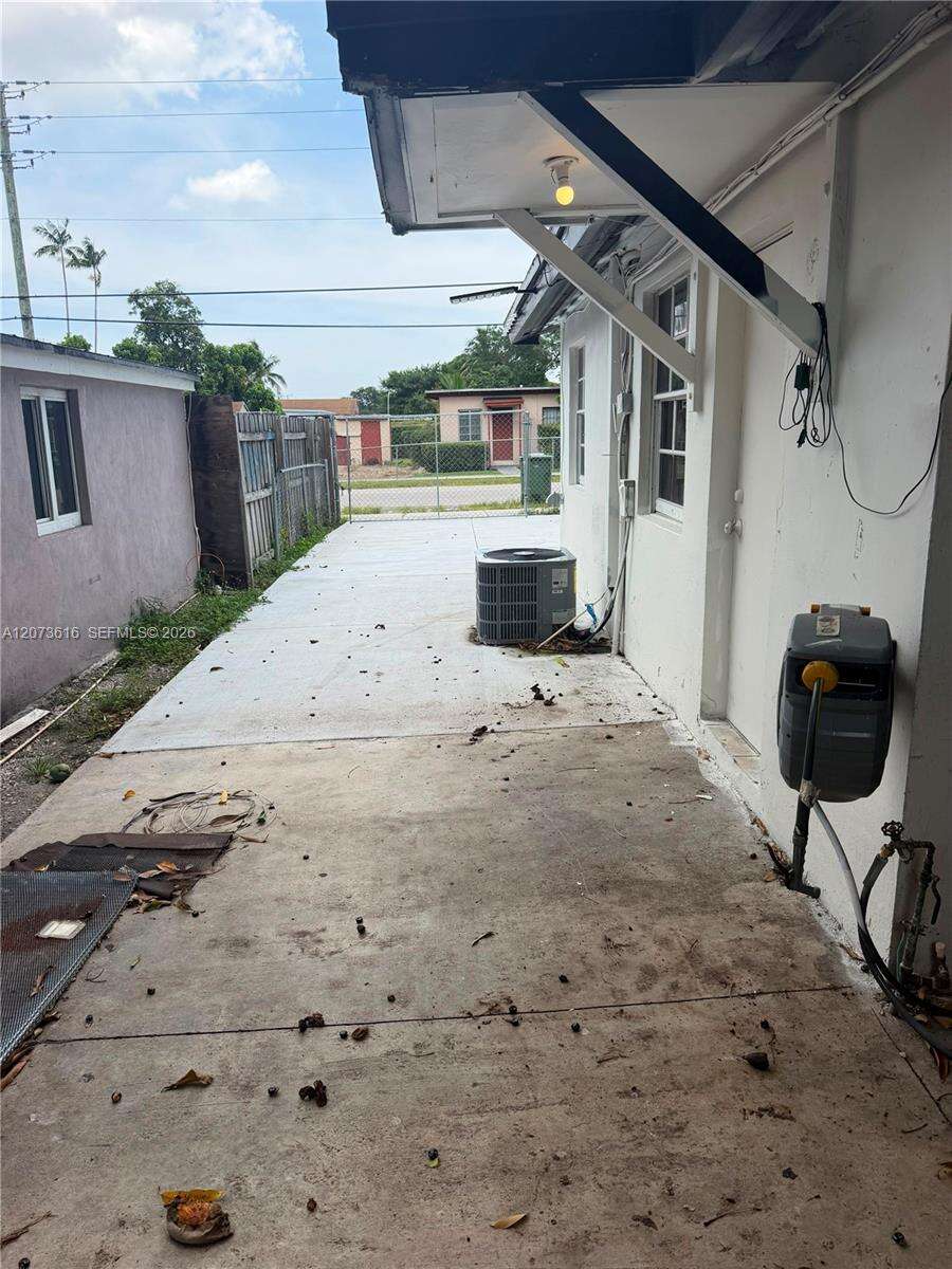 Miami | 2500 91st St N/A | Picture 23