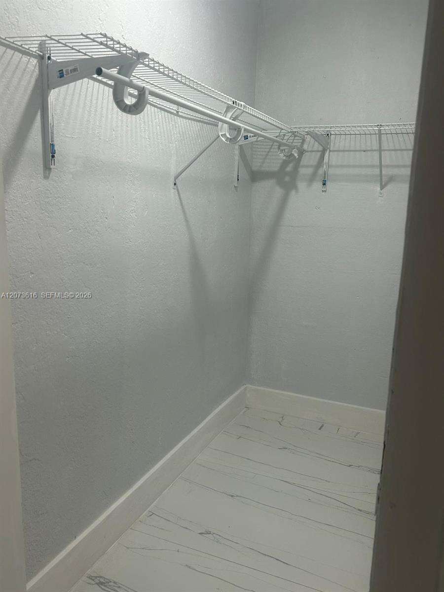 Miami | 2500 91st St N/A | Picture 9