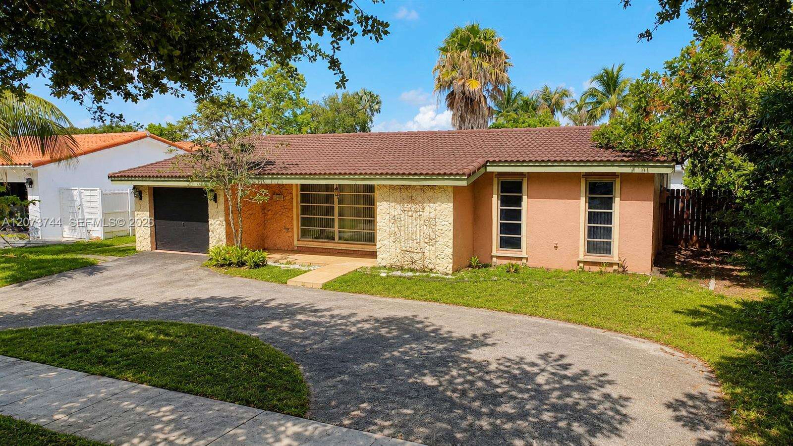 Pembroke Pines | 1060 Douglas Rd N/A | Picture 1