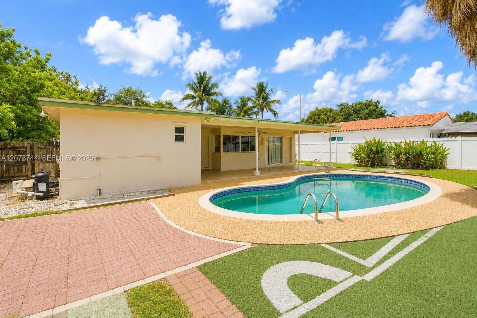 Pembroke Pines | 1060 Douglas Rd N/A | Picture 26