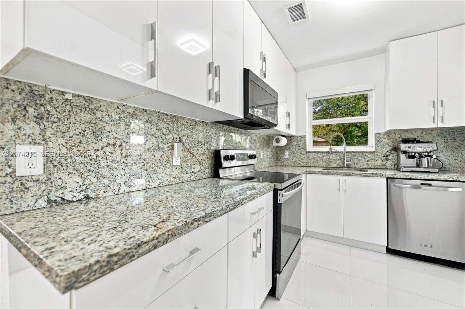 El Portal | 367 86th St N/A | Picture 11