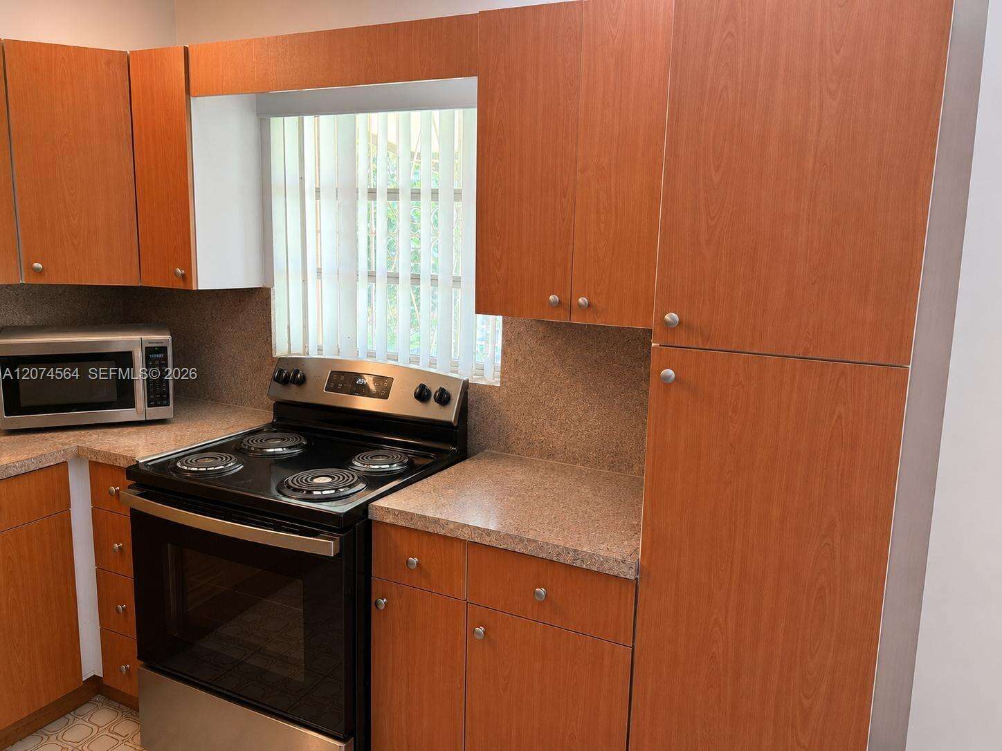Miami | 3010 32nd St N/A | Picture 9