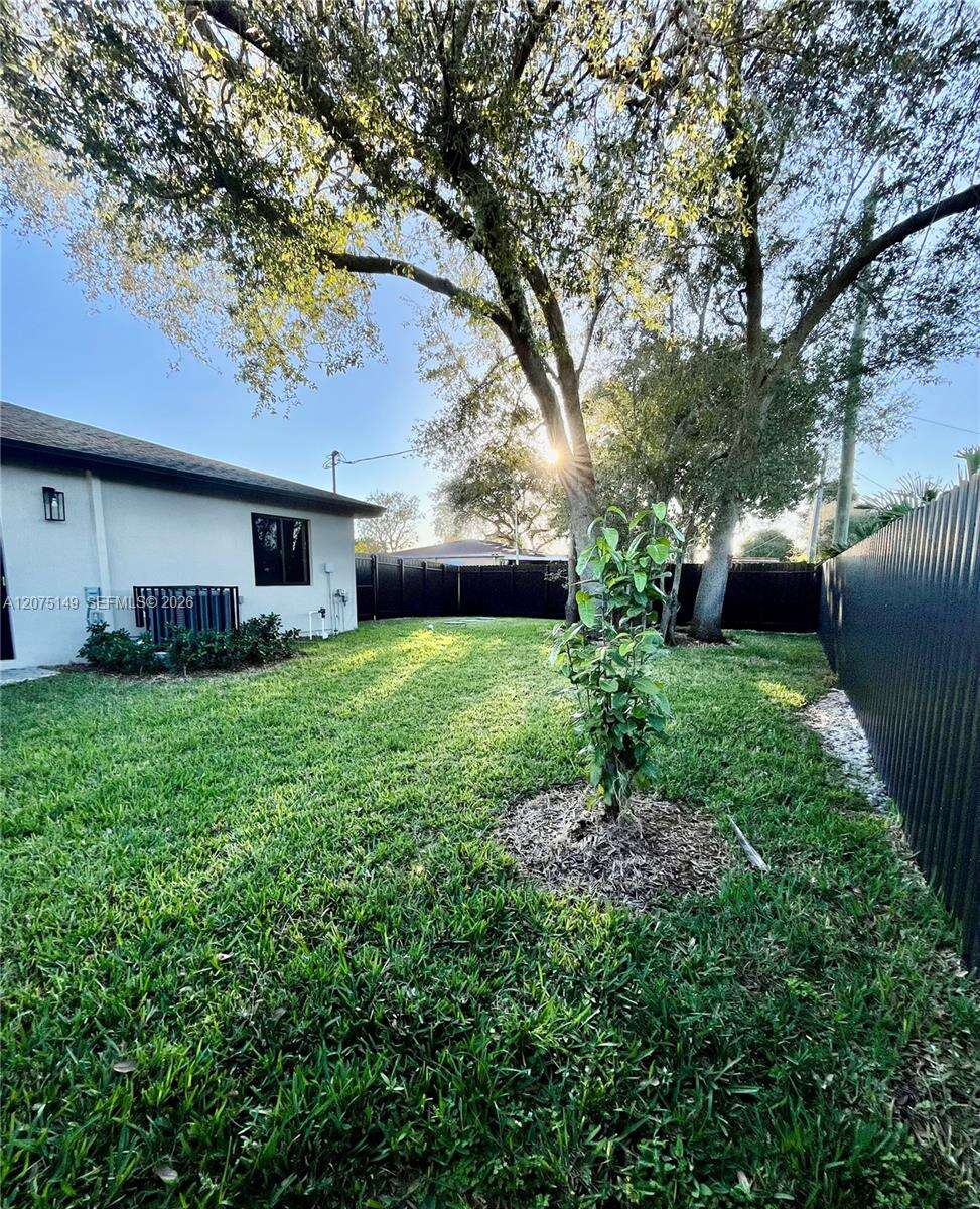 Miami Gardens | 2421 152nd Ter N/A | Picture 7