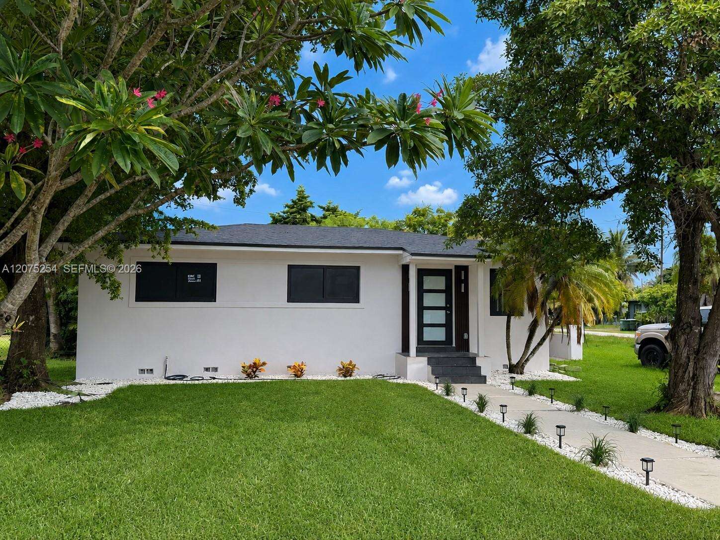 Homestead | 544 12th St N/A | Picture 1