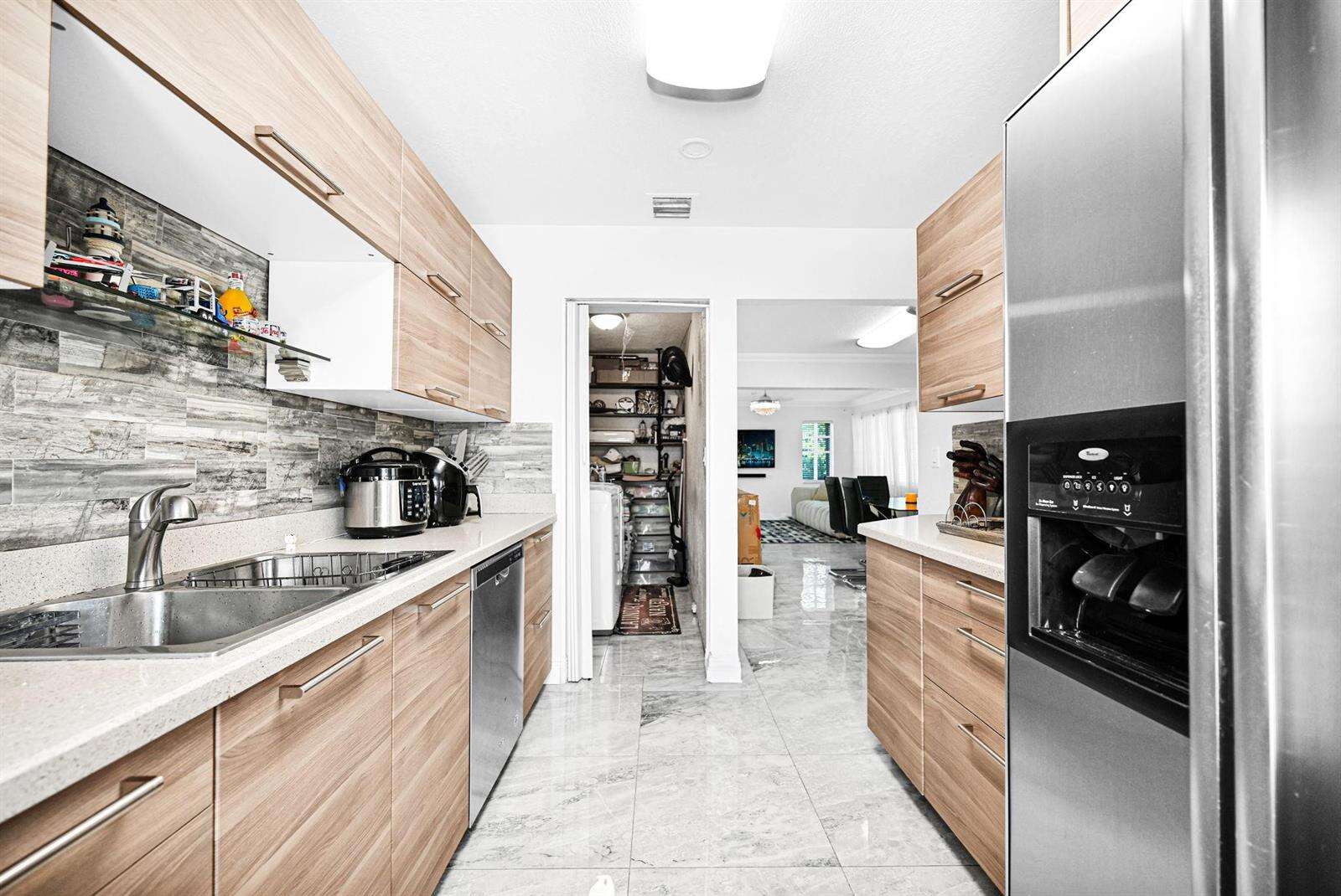 Fort Lauderdale | 2171 36th N/A | Picture 24