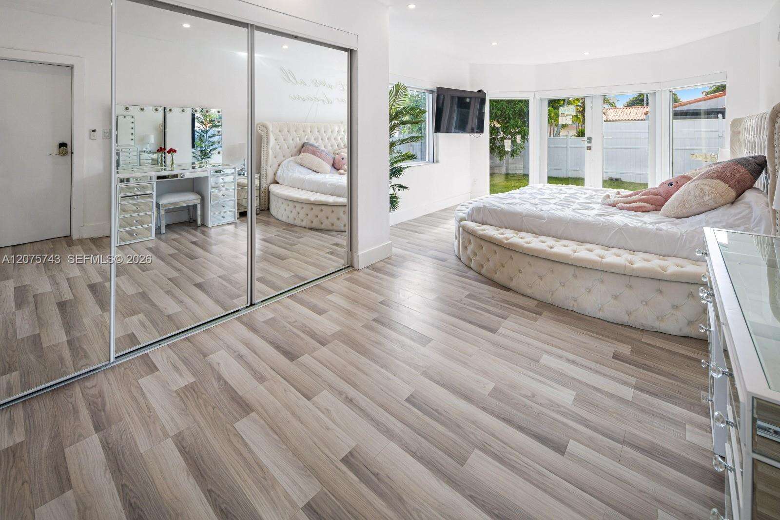 Miami Beach | 1460 Marseille Dr N/A | Picture 2